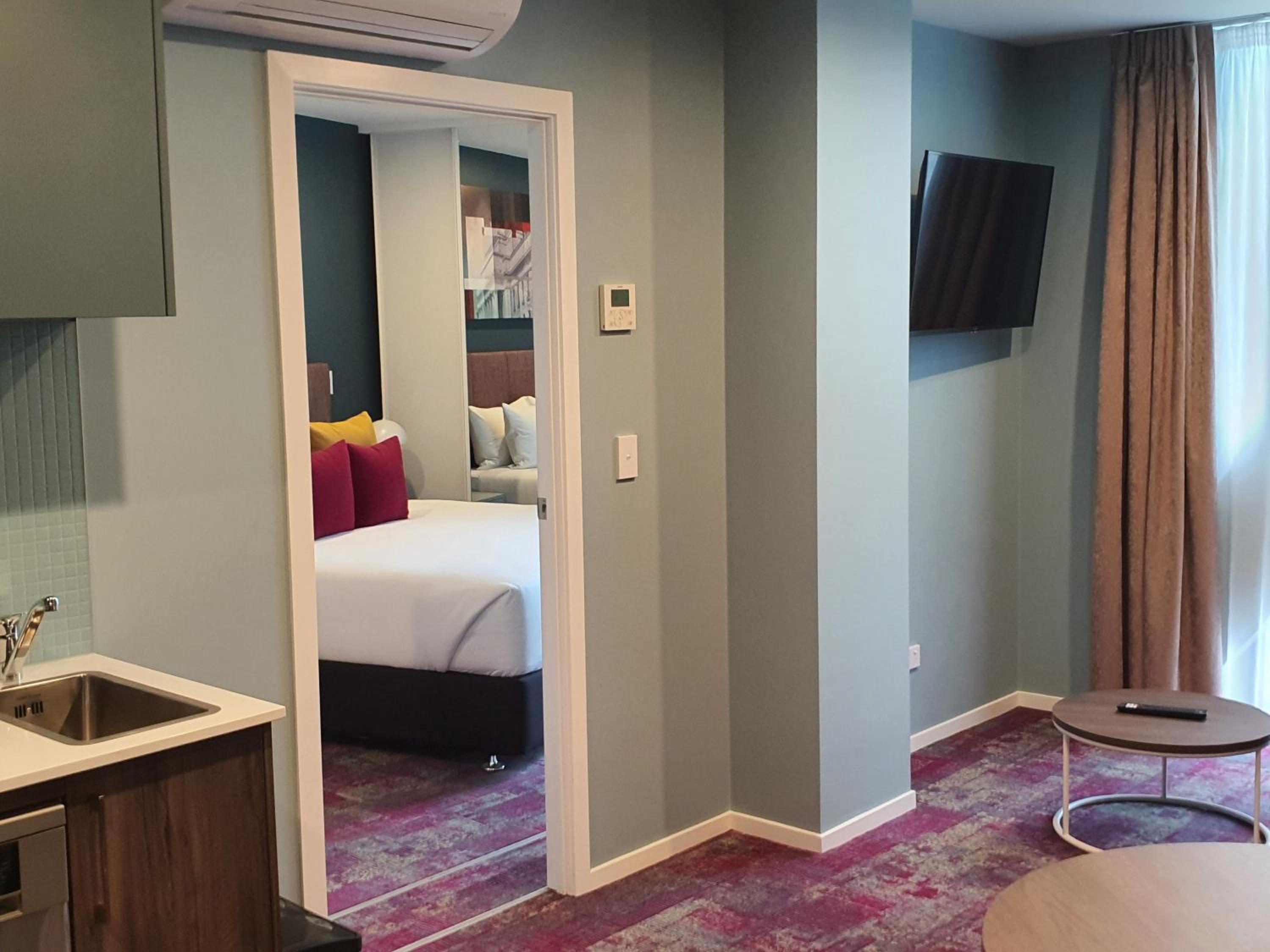 Queen Apartment - Photo 4