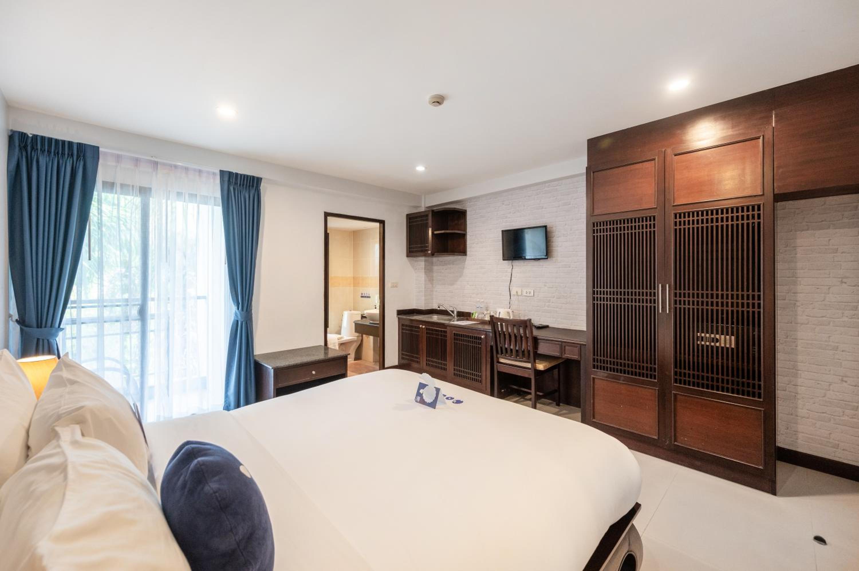 Superior Double Room - Photo 14