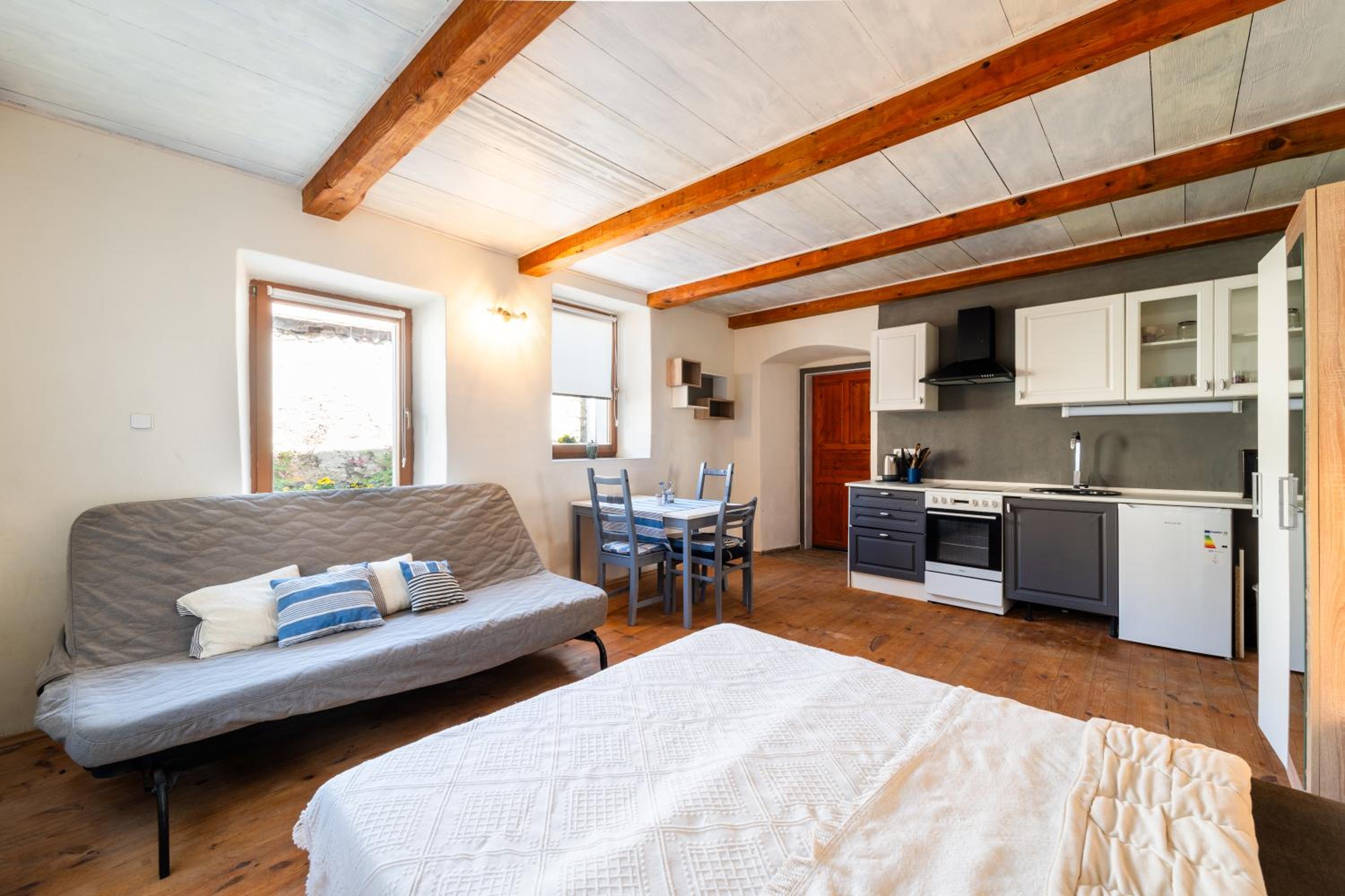 Large Double Room photo 1