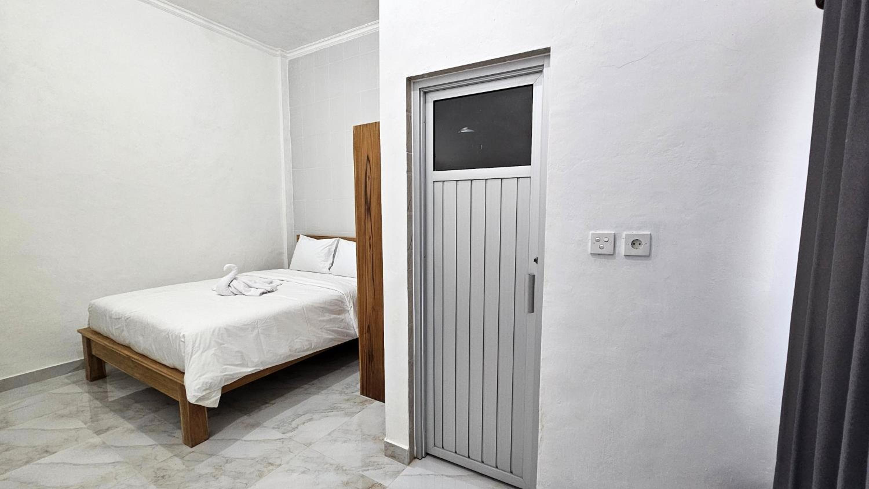 Double Room with Private Bathroom photo 1