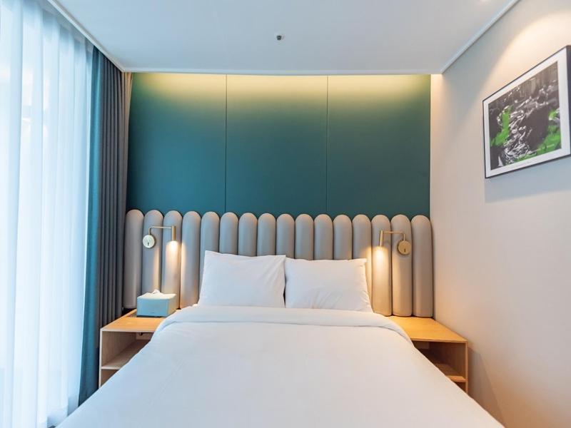 City Twin Room