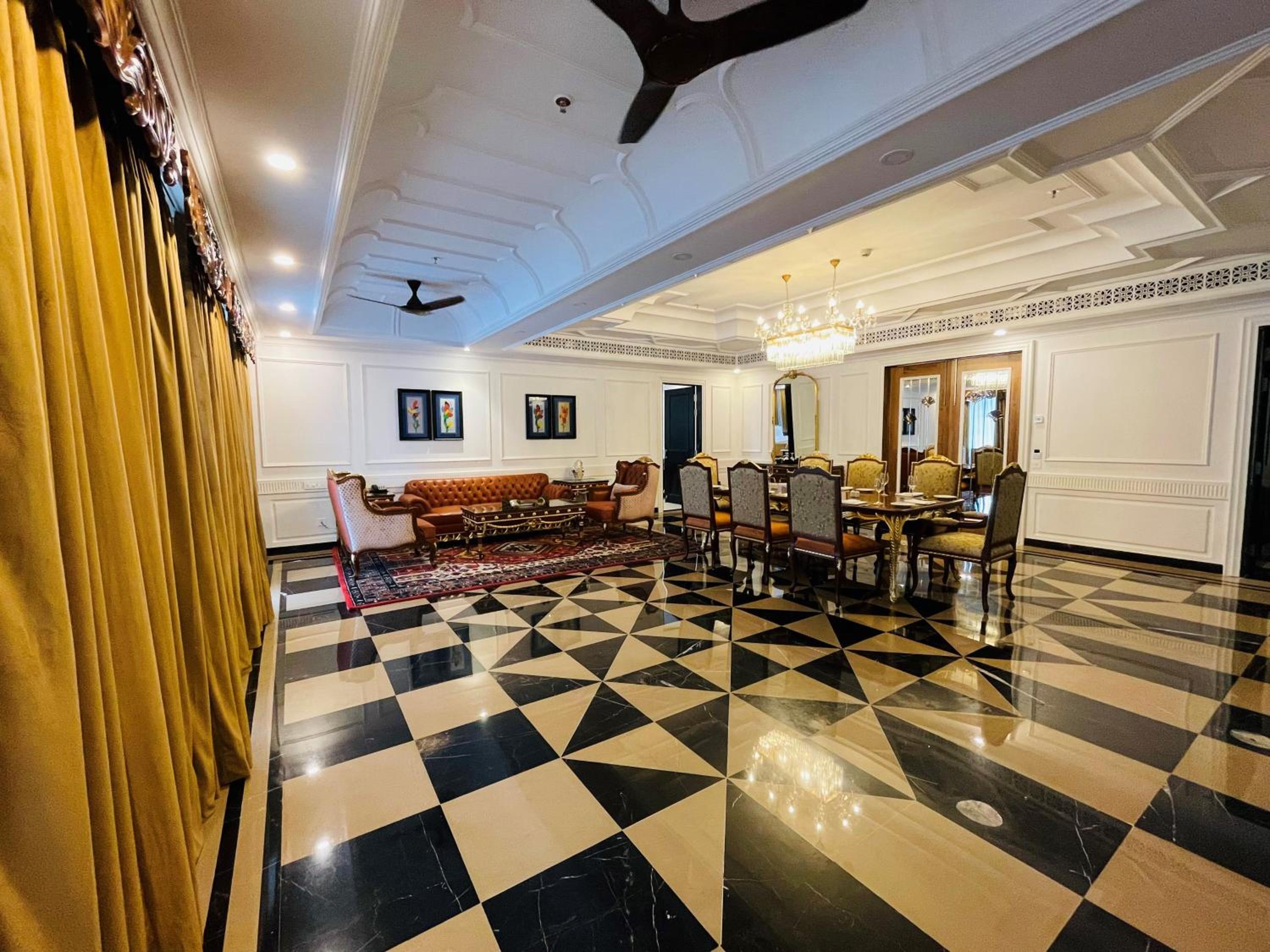Villa - 10% Discount on Foods & Soft Beverages* | 15% Discounts on Laundry Services* | INR 500 spa credit during your stay on selective Massage services. TnC Apply.* | Free Mini-bar - 2 cans of soft Beverages (Once on Arrival) photo 3