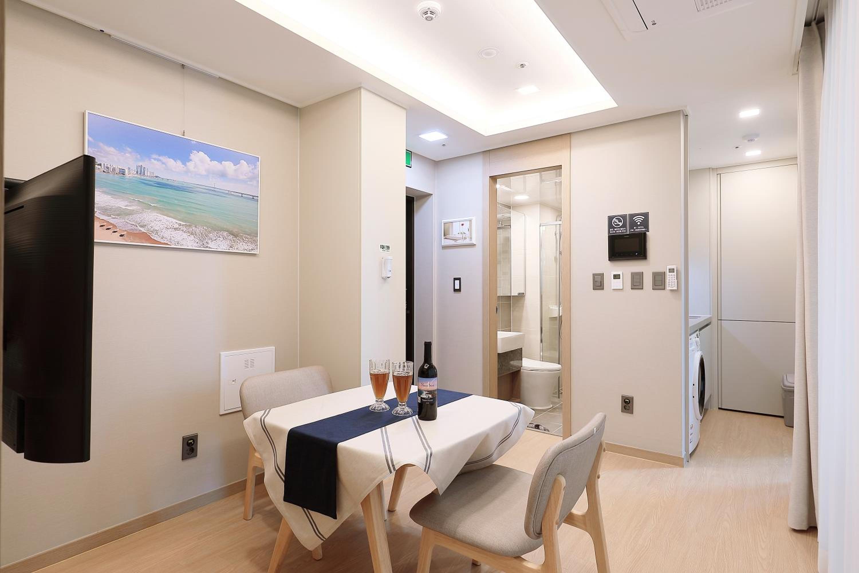 City Double Room - Photo 4