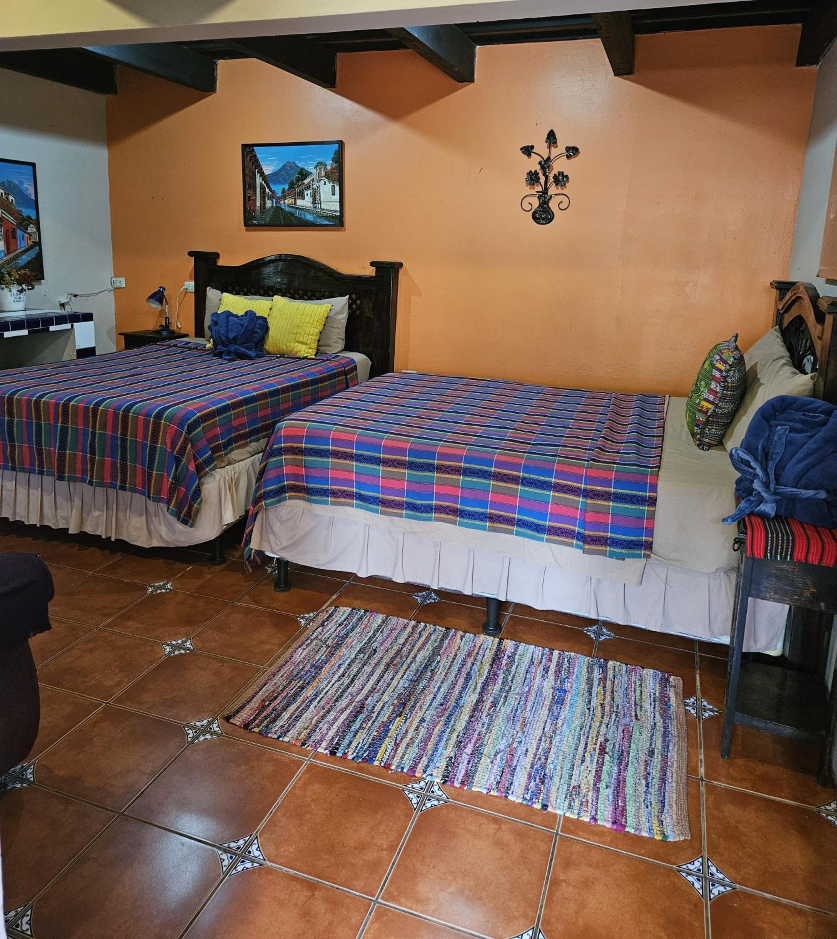 Basic Triple Room with Shared Bathroom photo 1