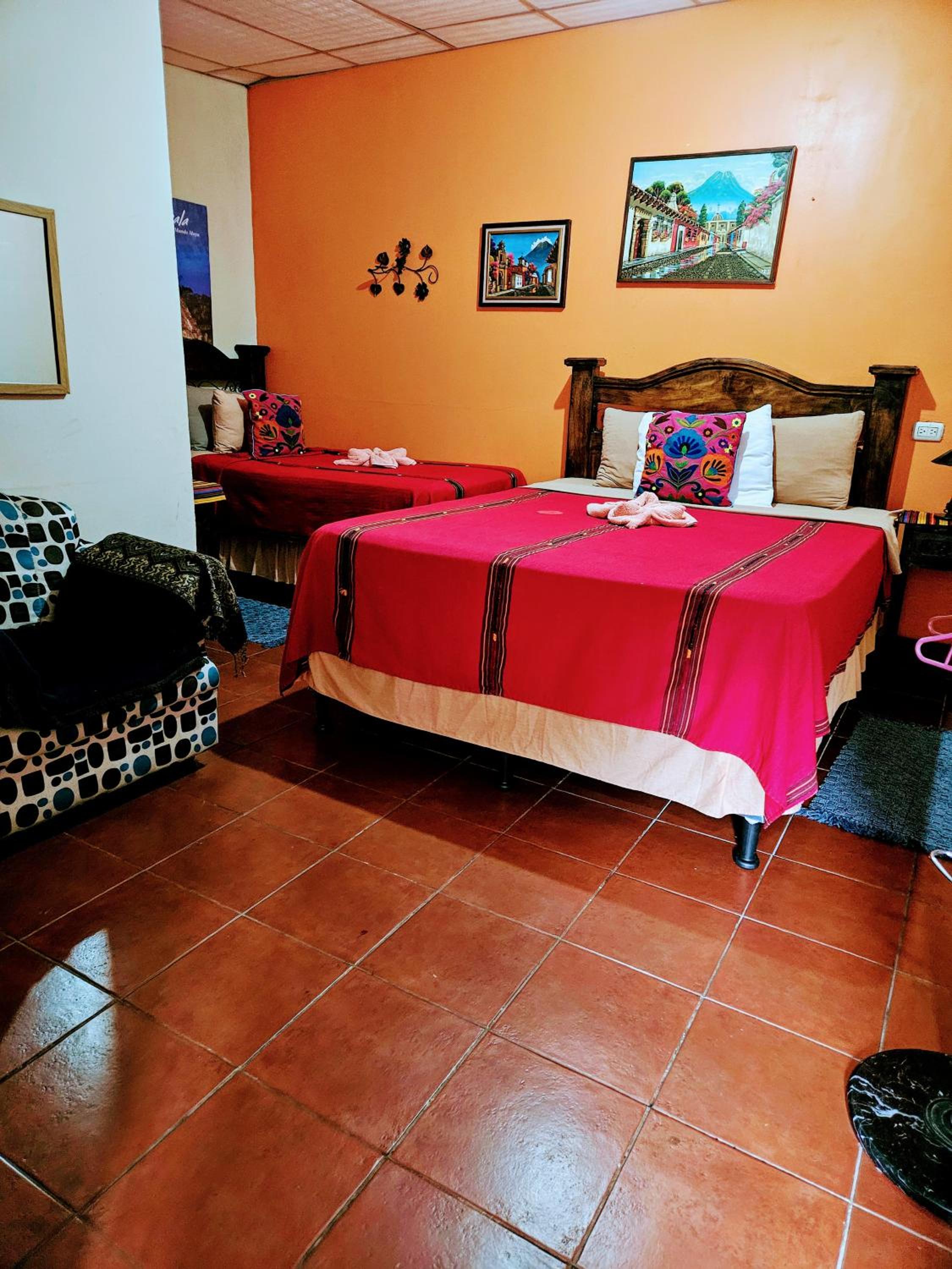 Triple Room with Private Bathroom photo 2