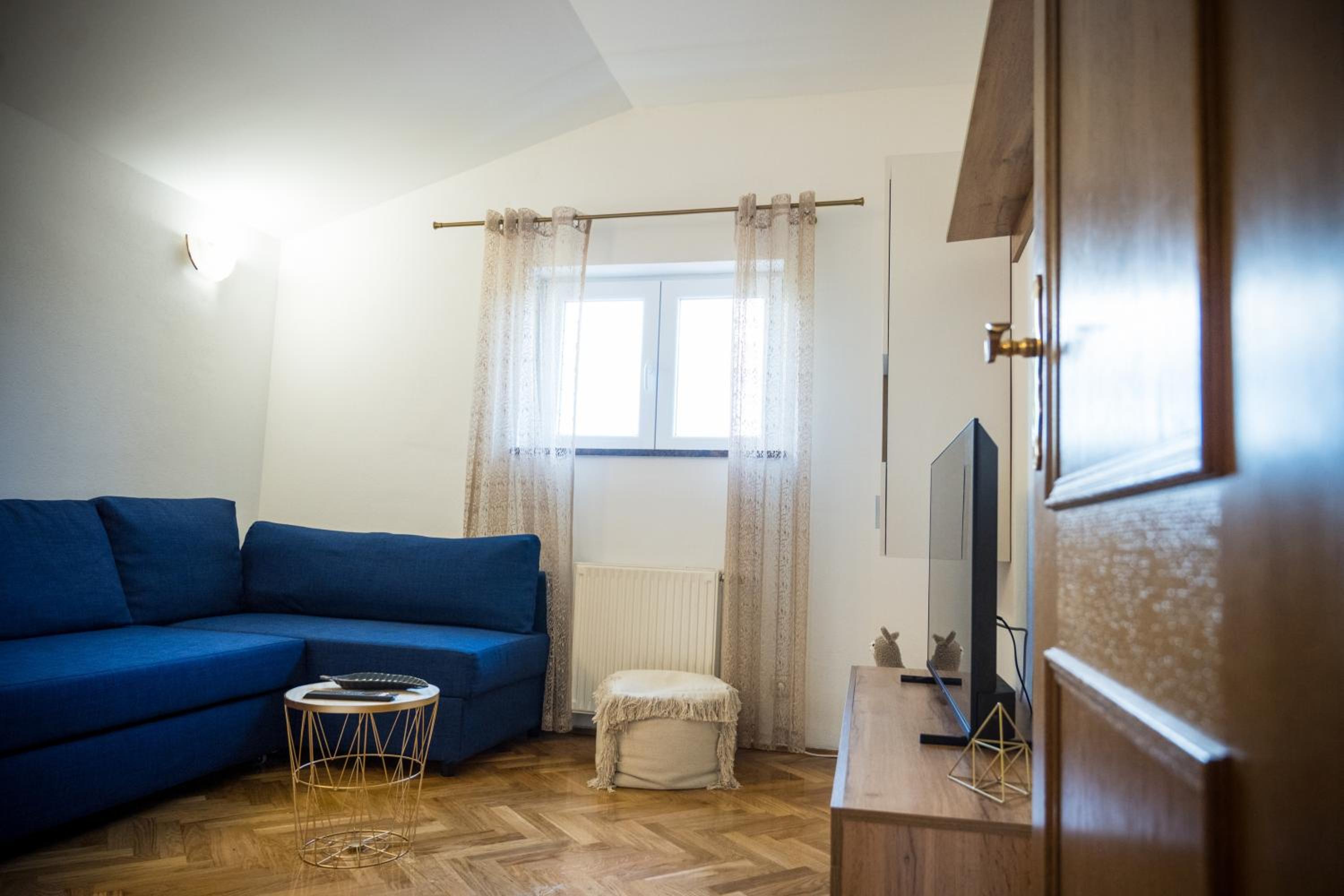Villa photo 1