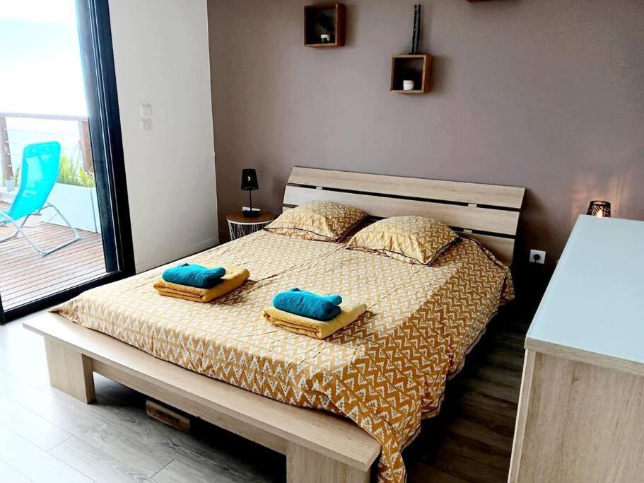 Three-Bedroom Villa photo 1