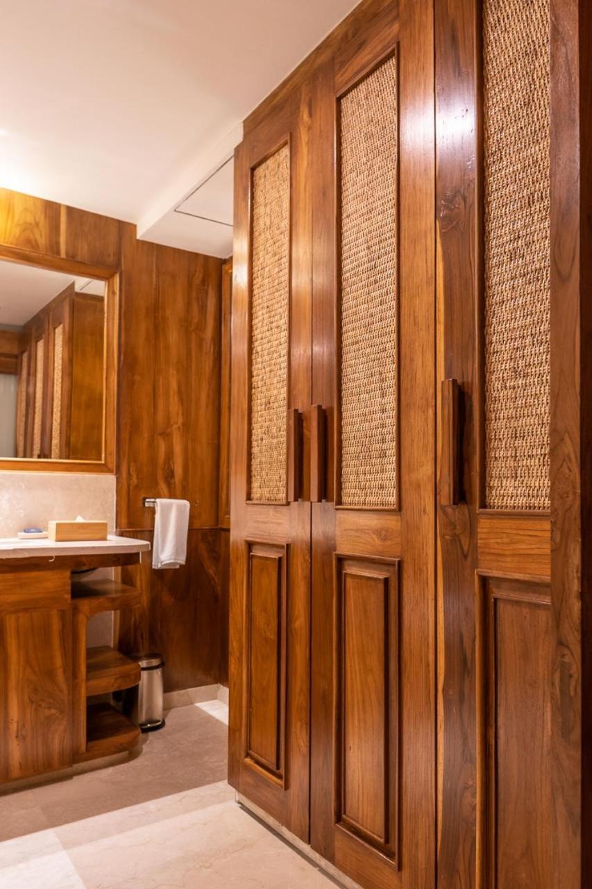 Deluxe King Room photo 3