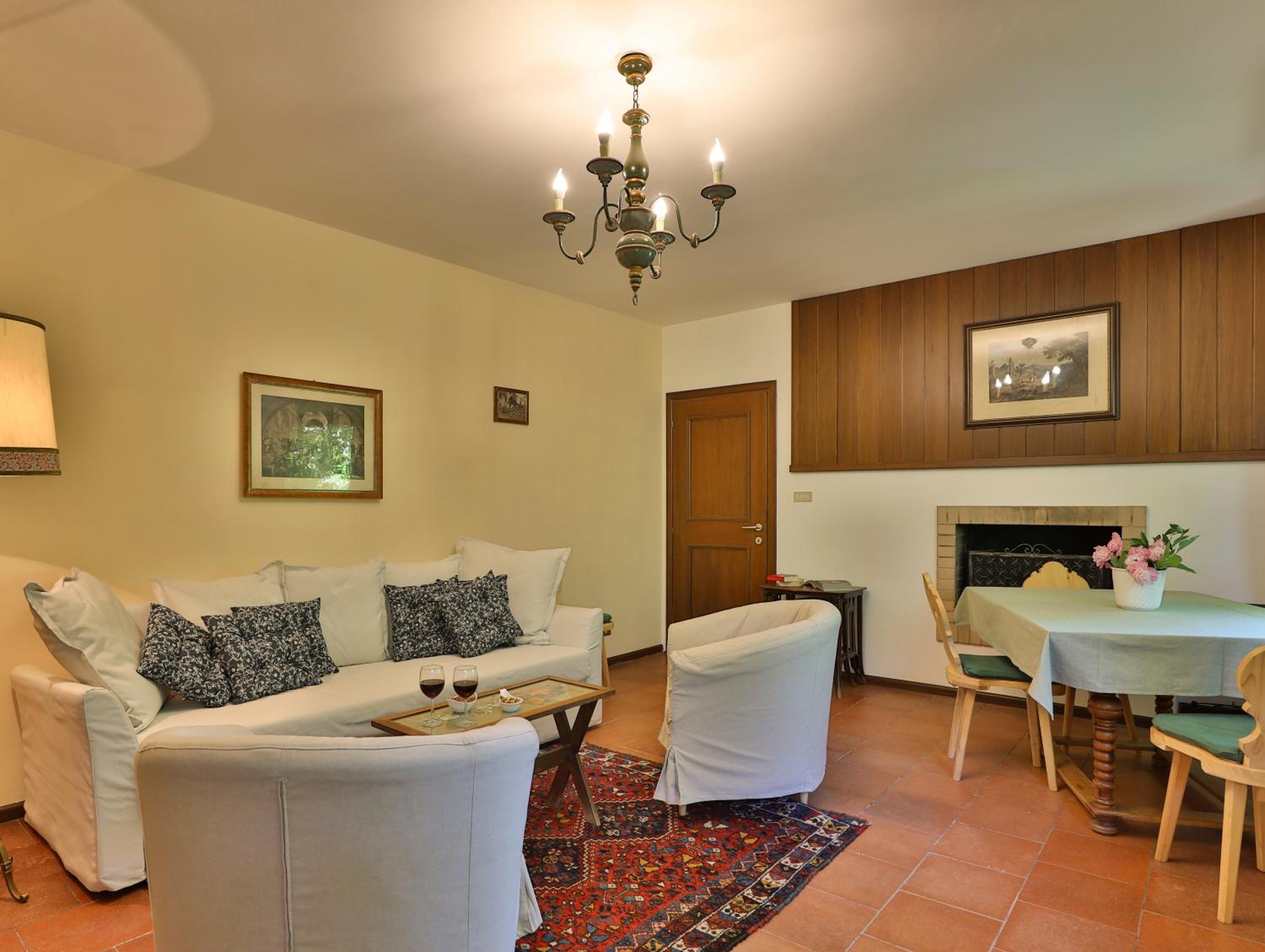 Three-Bedroom Villa photo 1