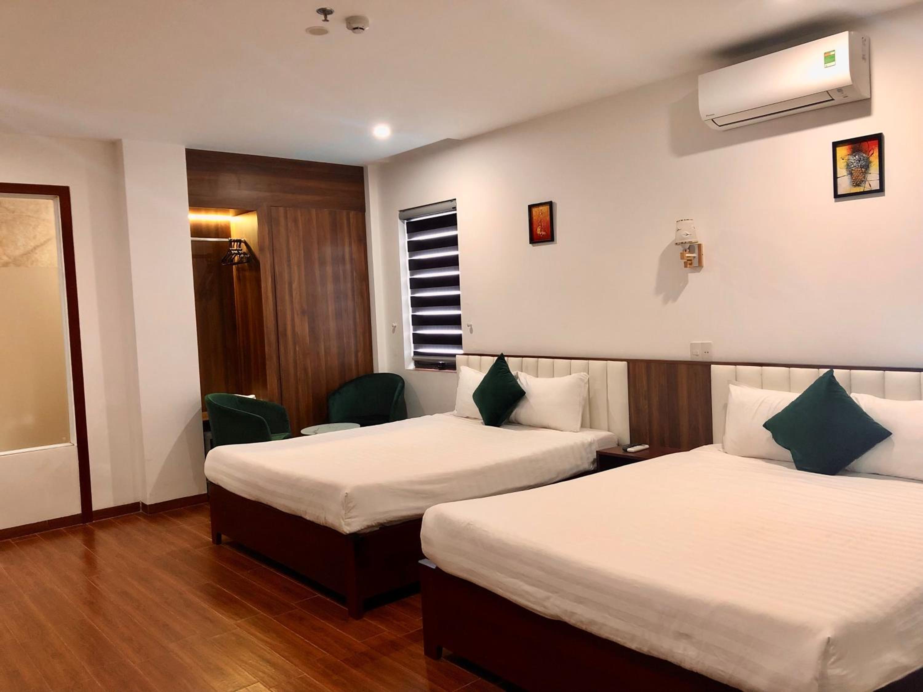 Deluxe Twin Room