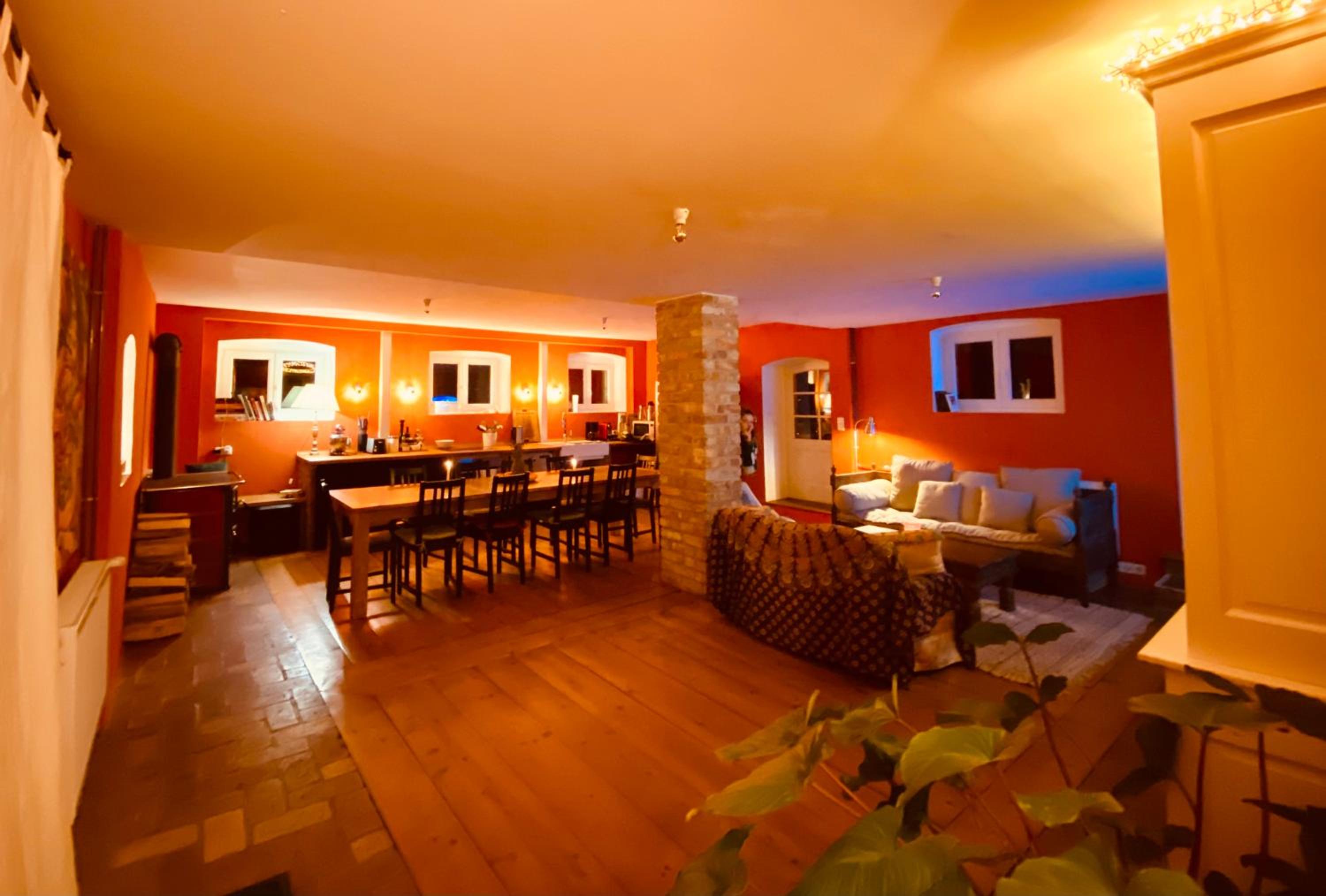 Four-Bedroom House photo 3