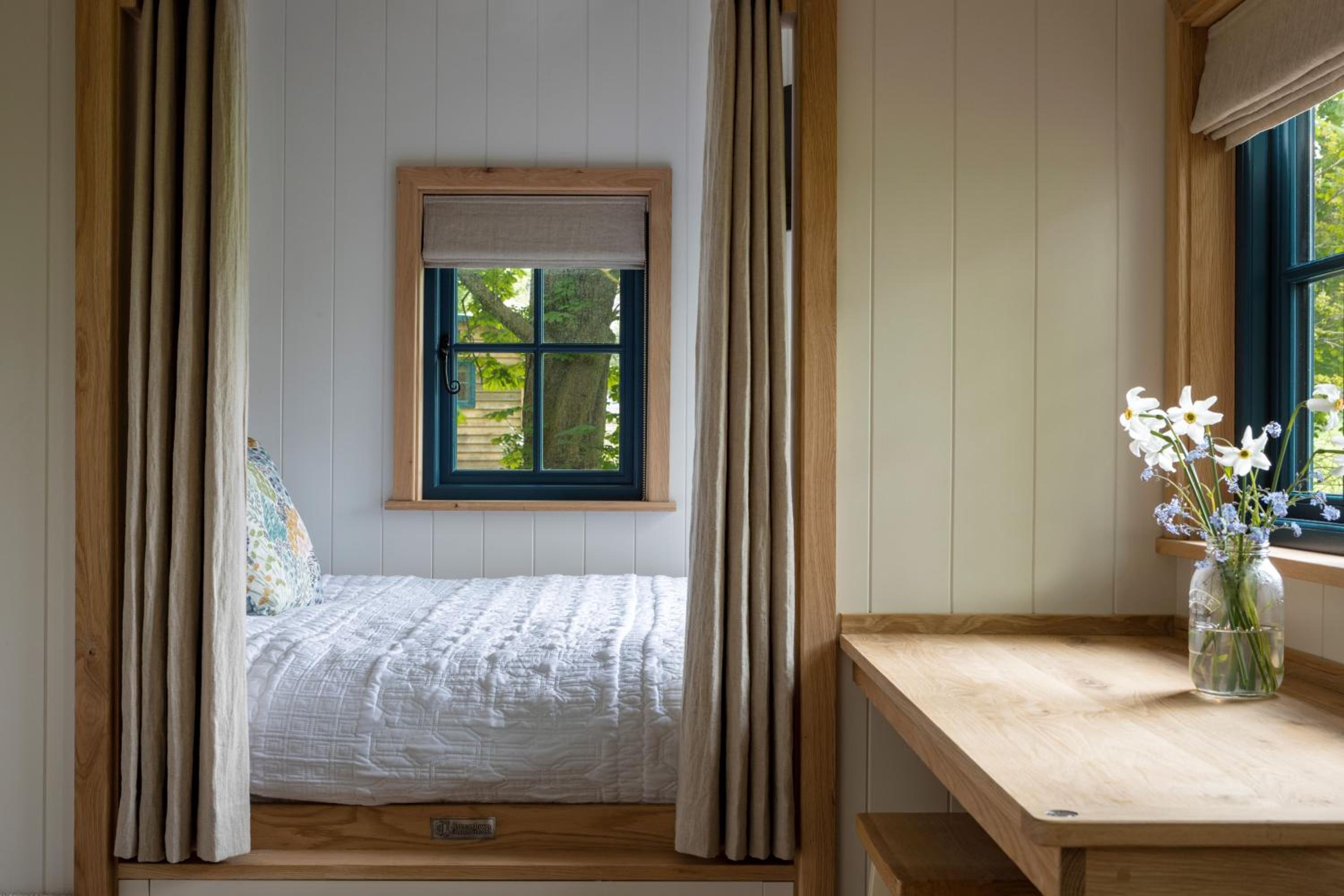 One-Bedroom House photo 1