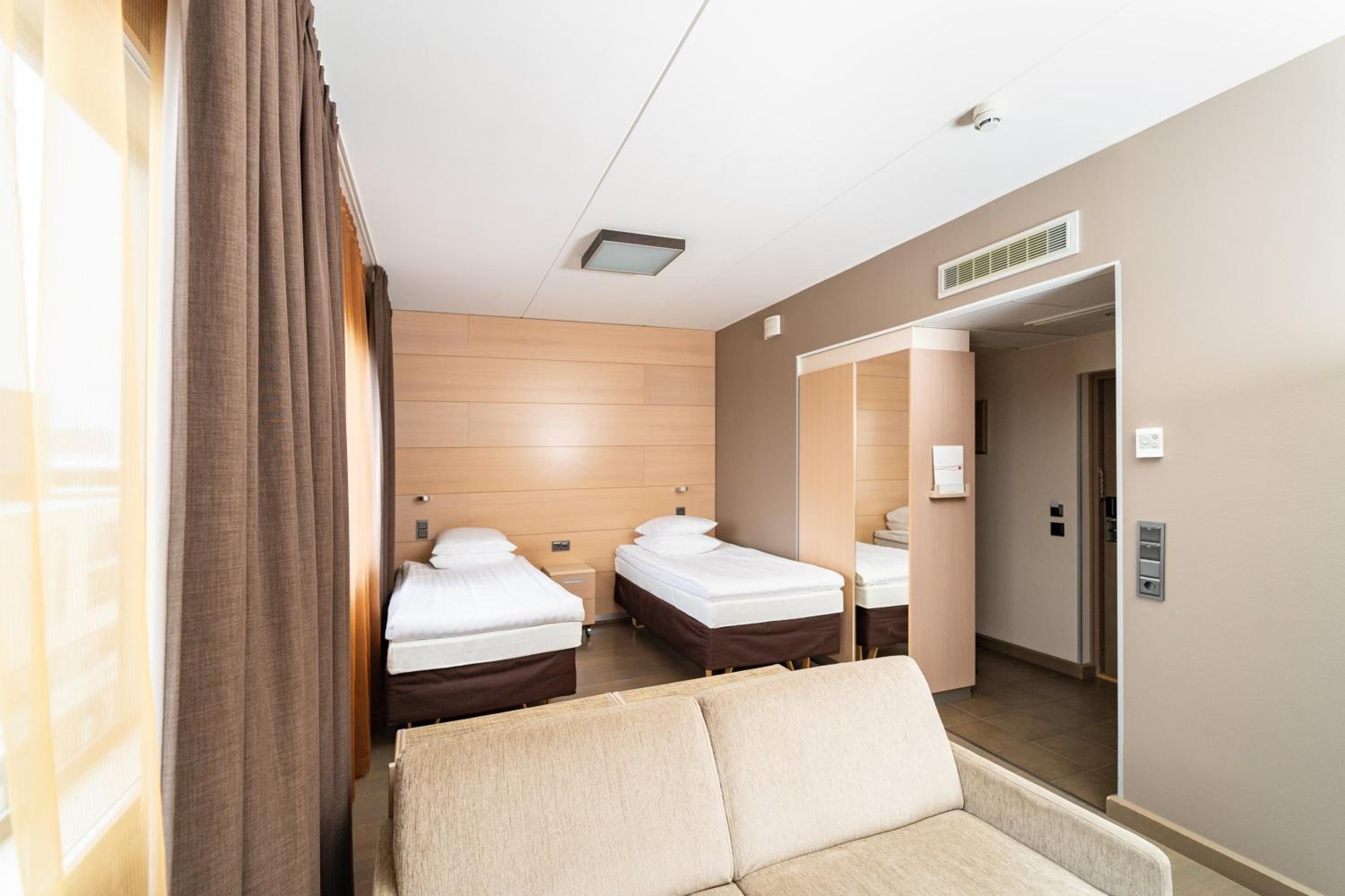 Superior Twin Room photo 1