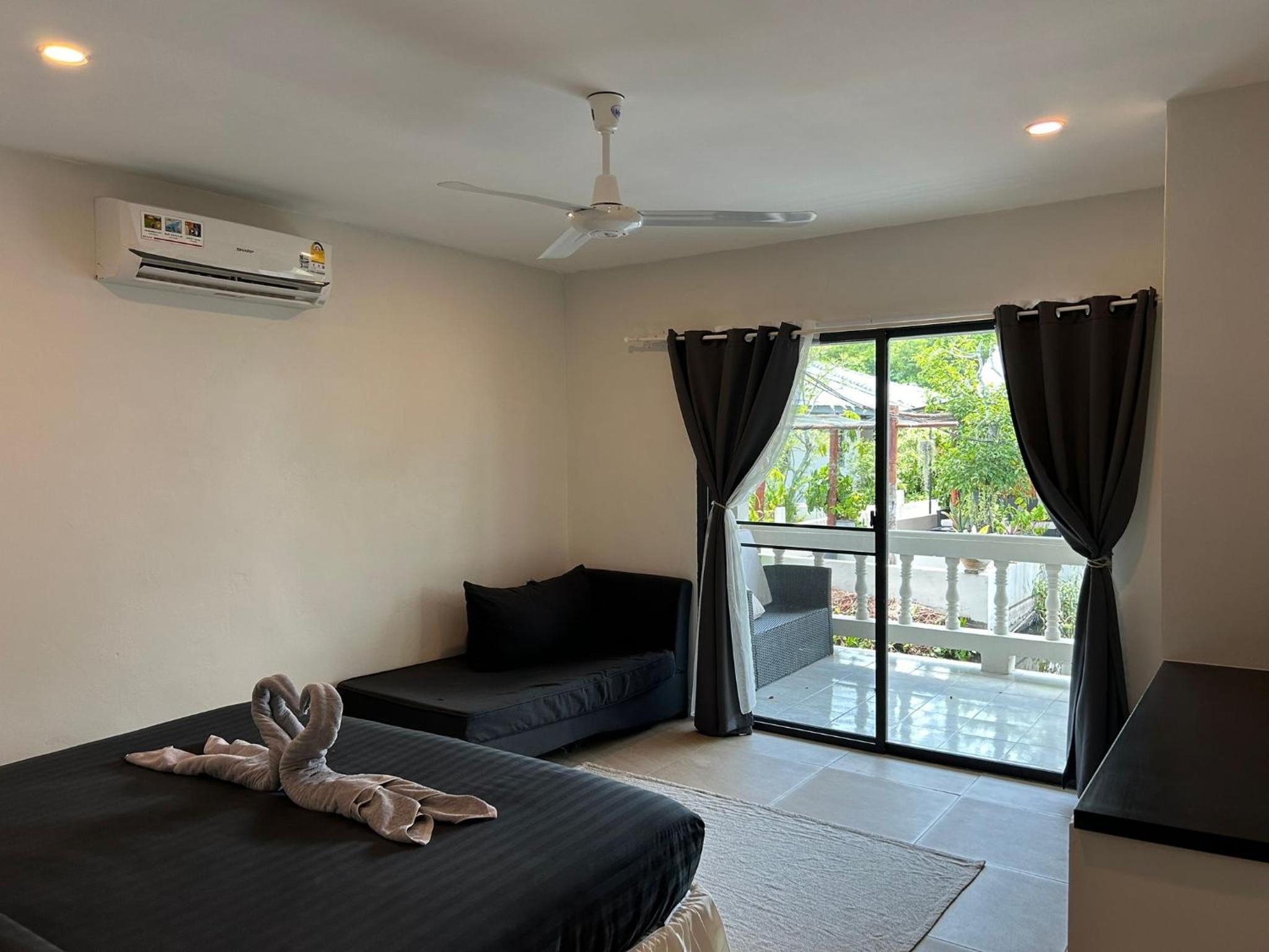 Bungalow Number 8 - Photo 14