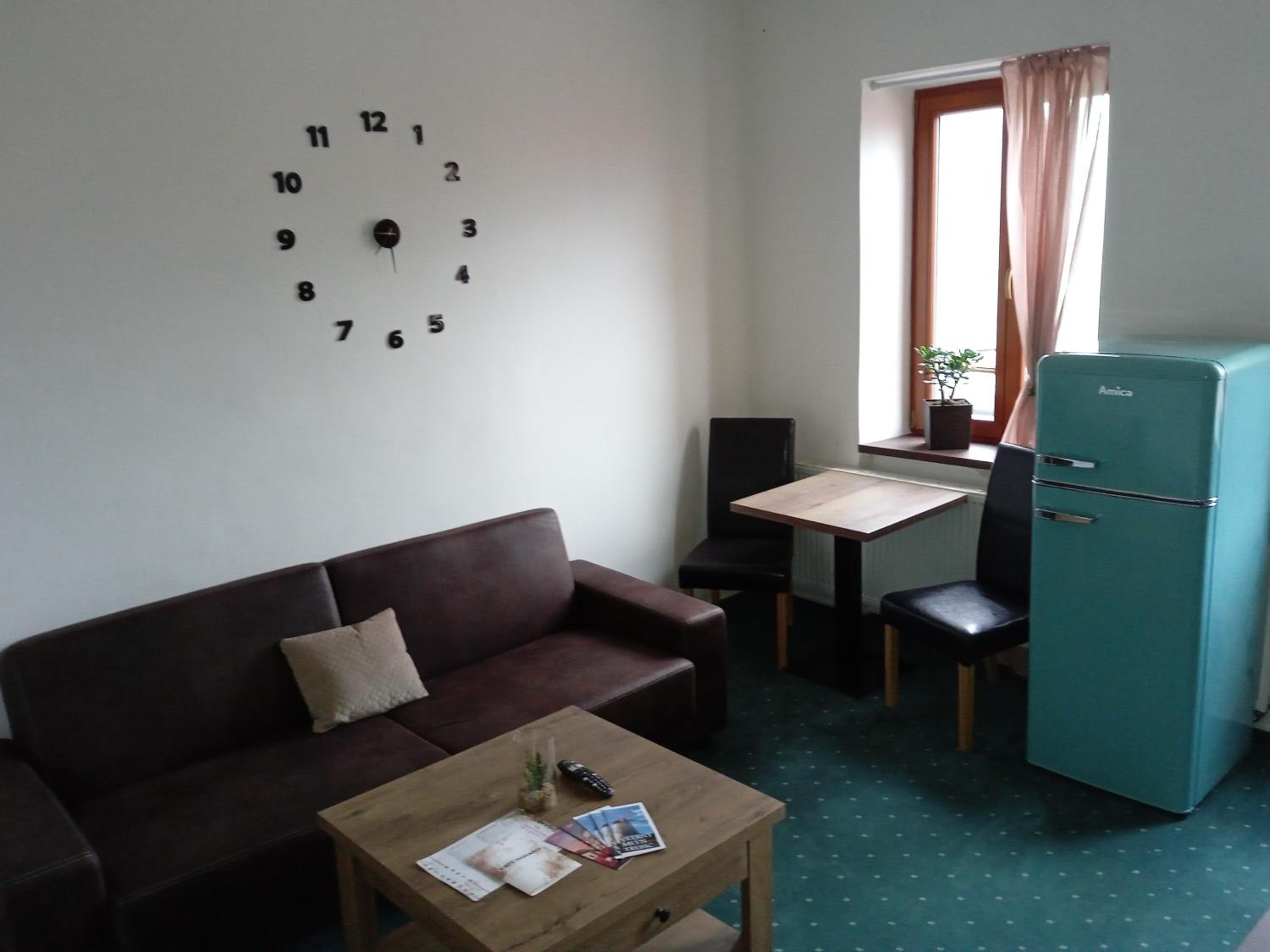 One-Bedroom Apartment with Balcony photo 3