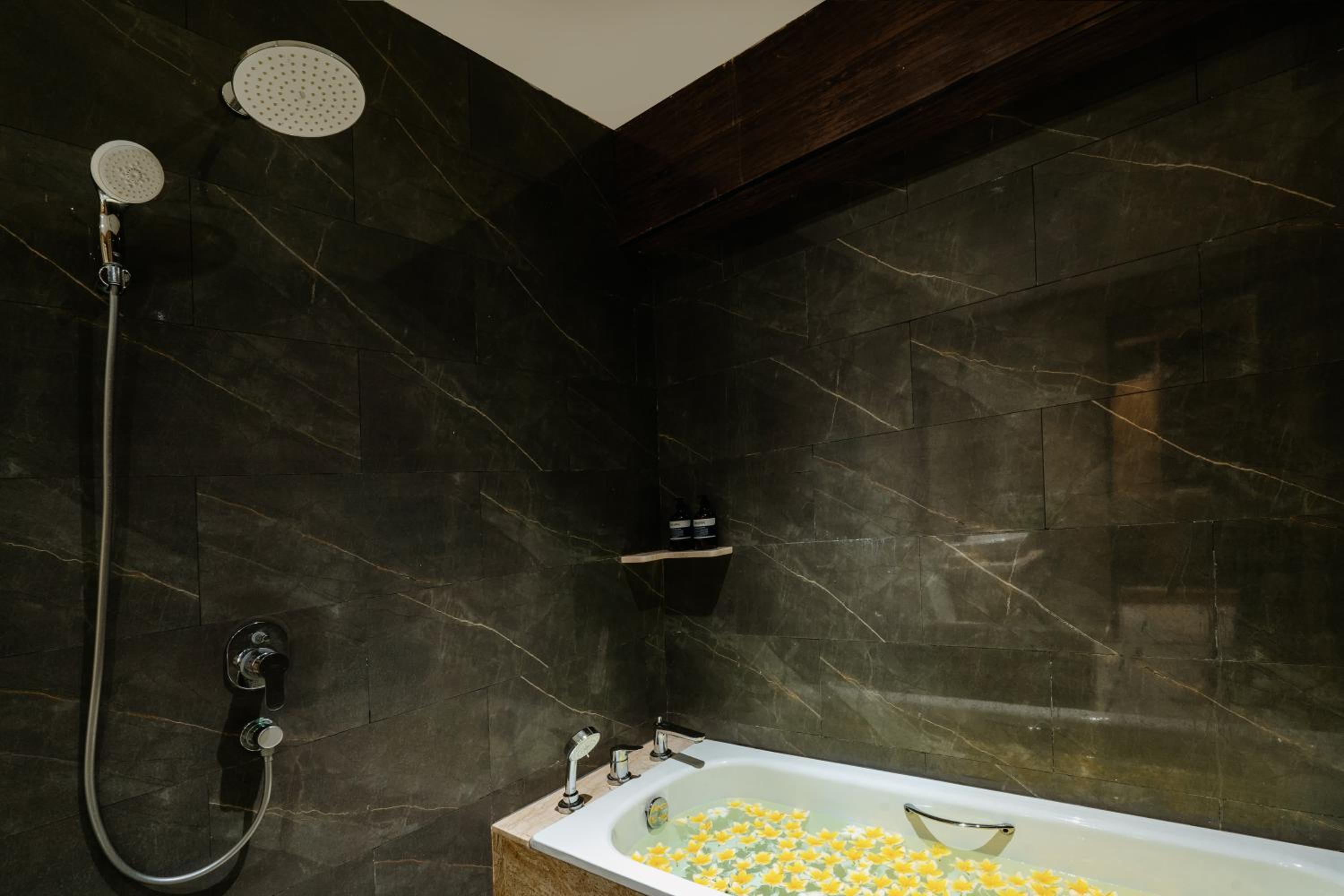 Junior Suite - Photo 2