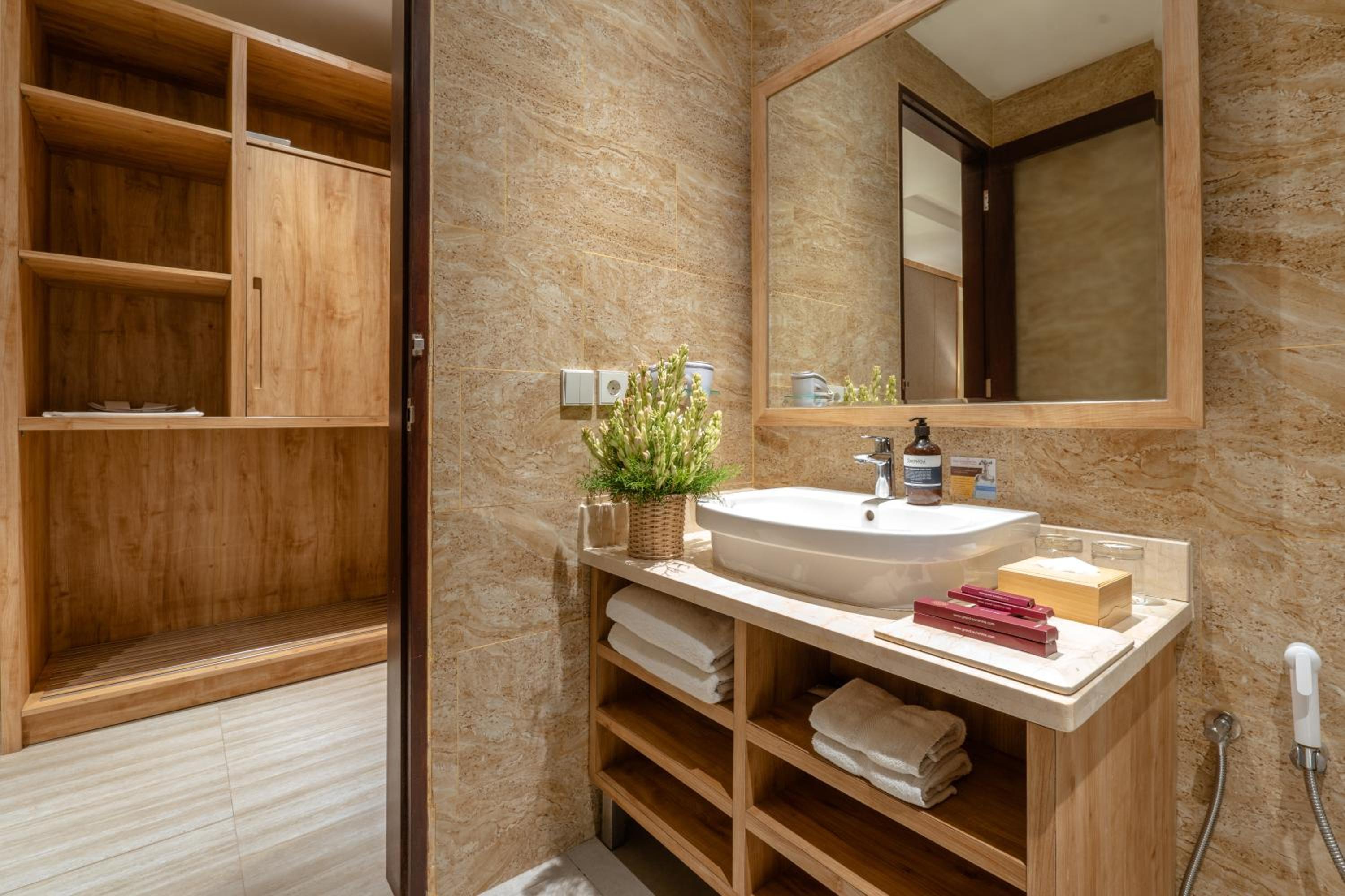 Junior Suite - Photo 10