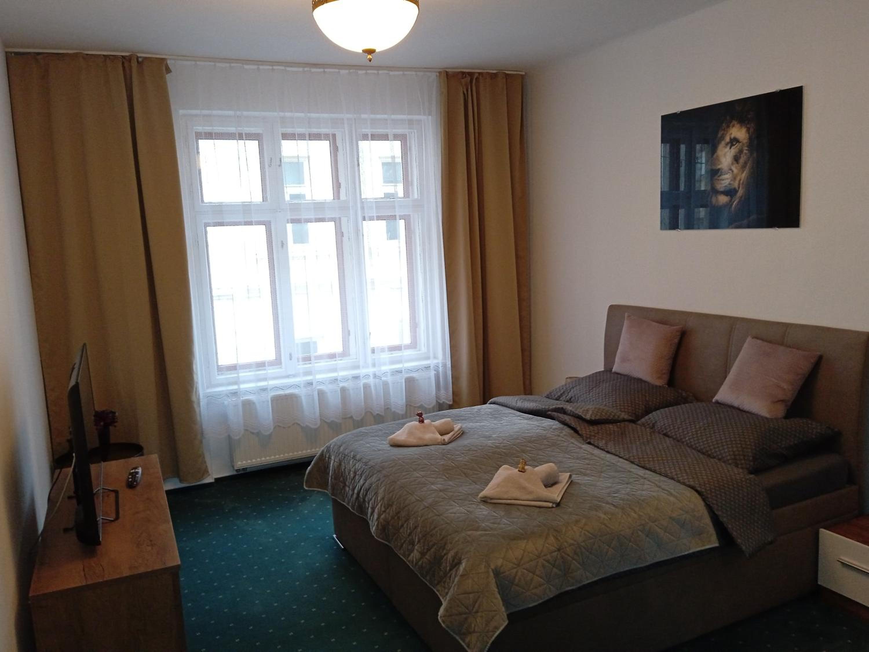 One-Bedroom Apartment with Balcony photo 1