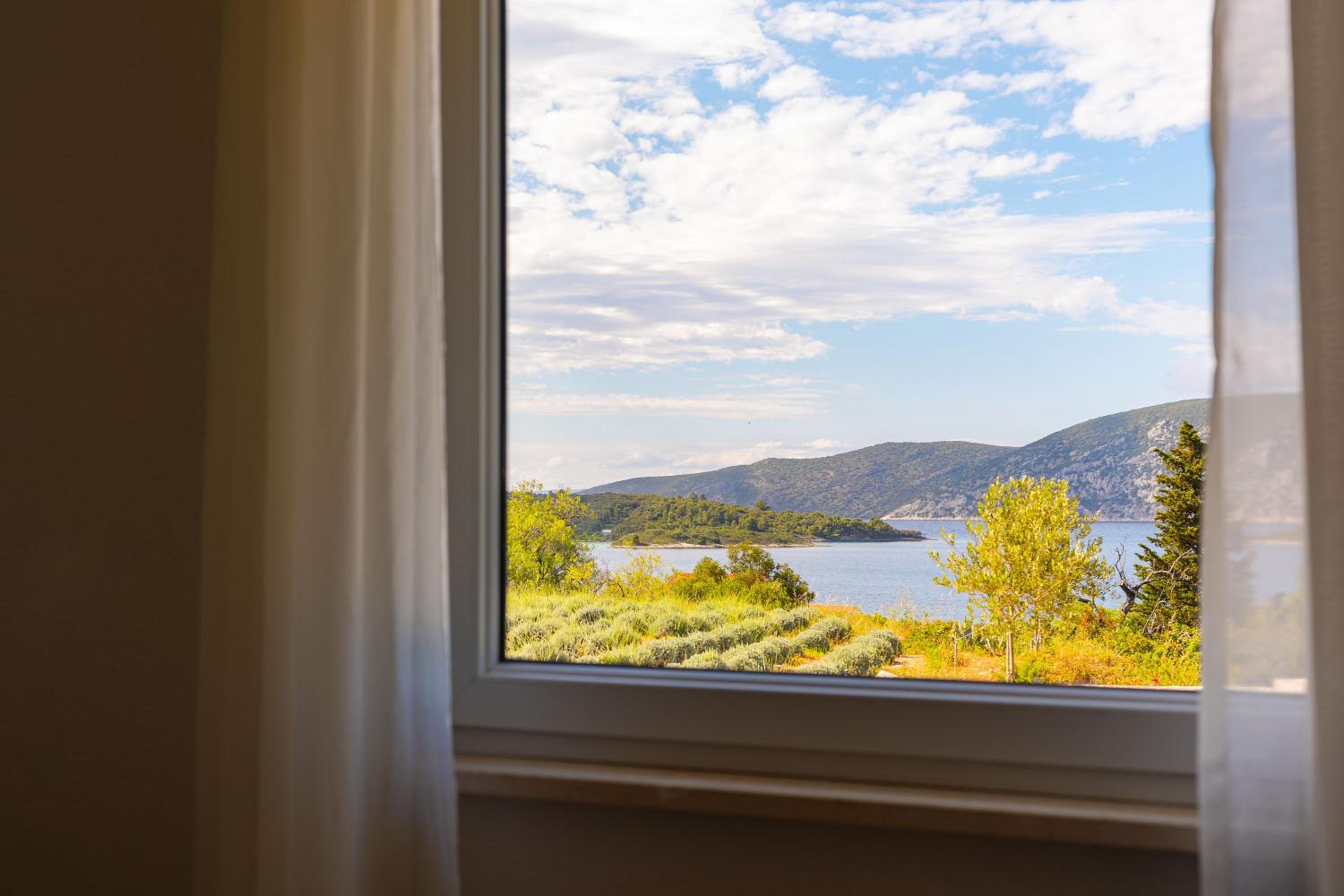 Queen Room with Sea View photo 2