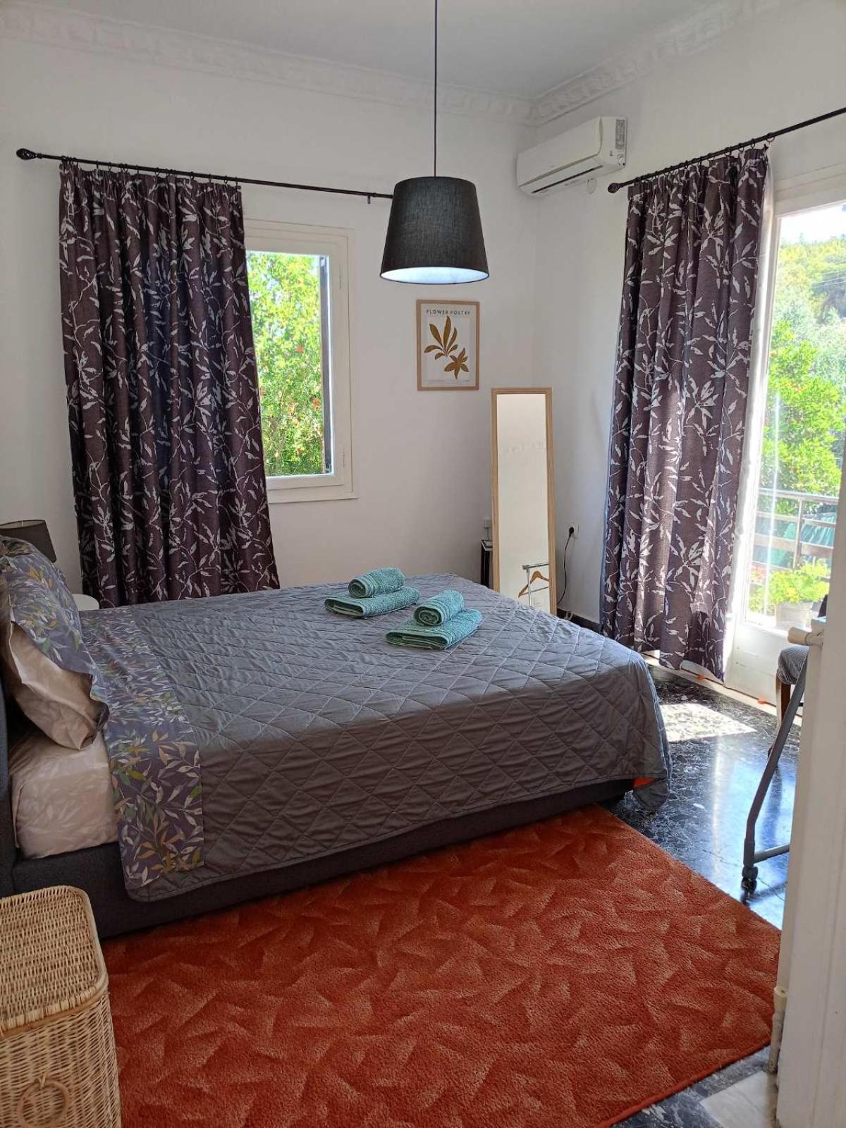 Two-Bedroom House - Photo 15