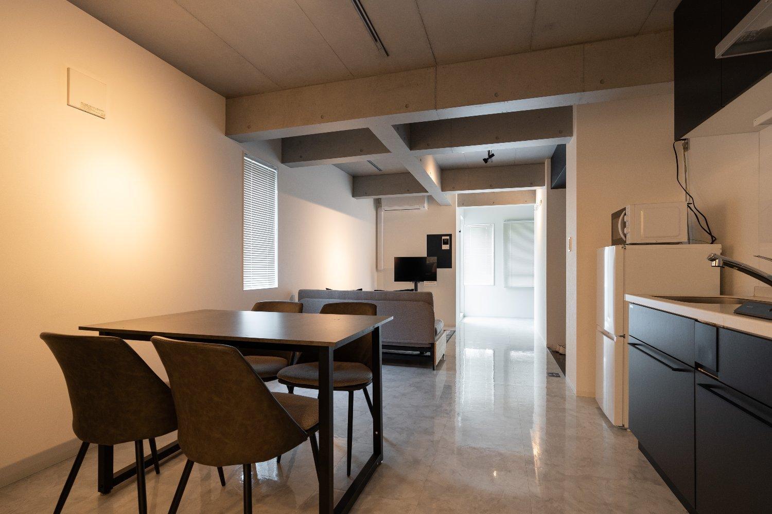 One-Bedroom Apartment photo 1