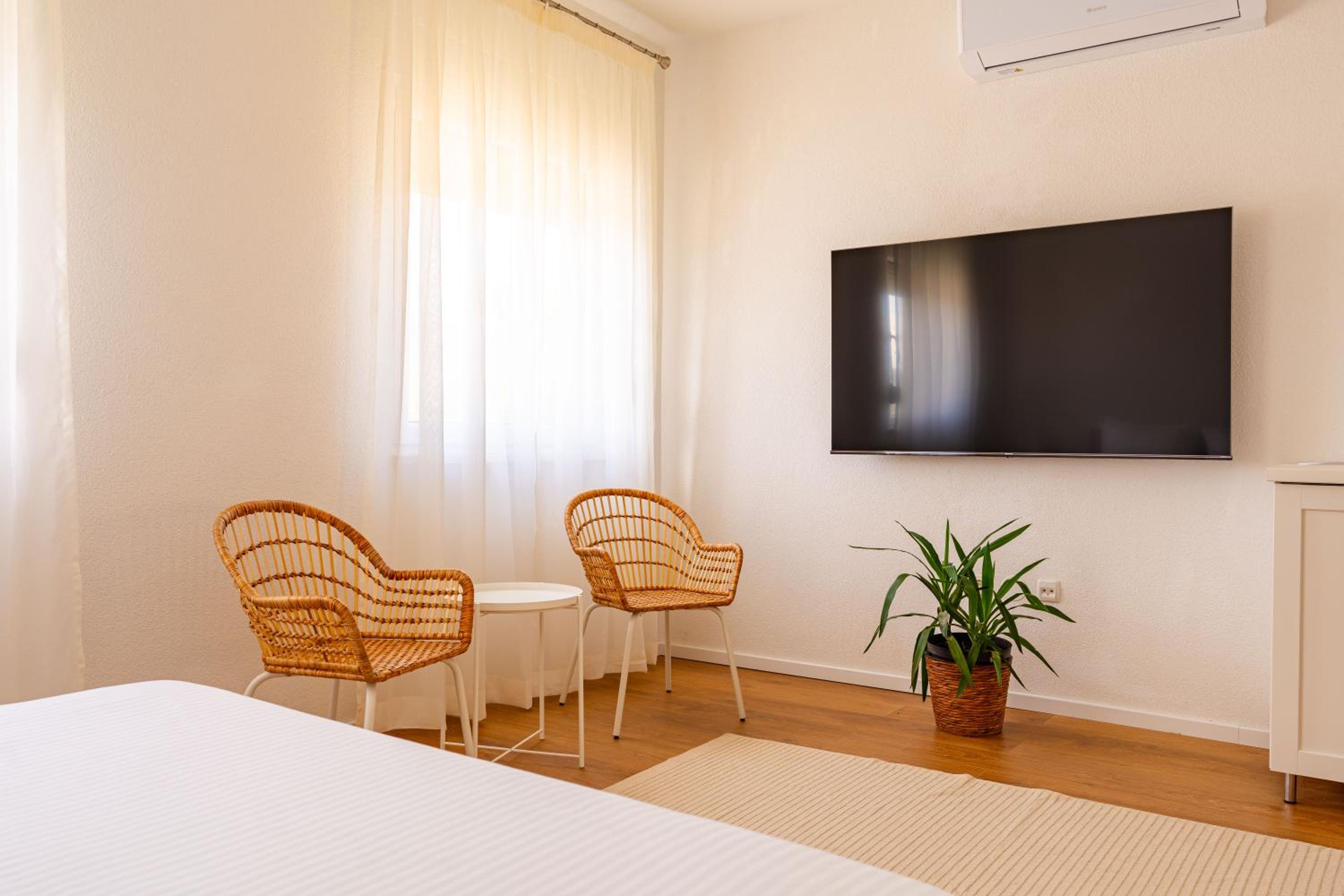 Queen Room with Sea View photo 3