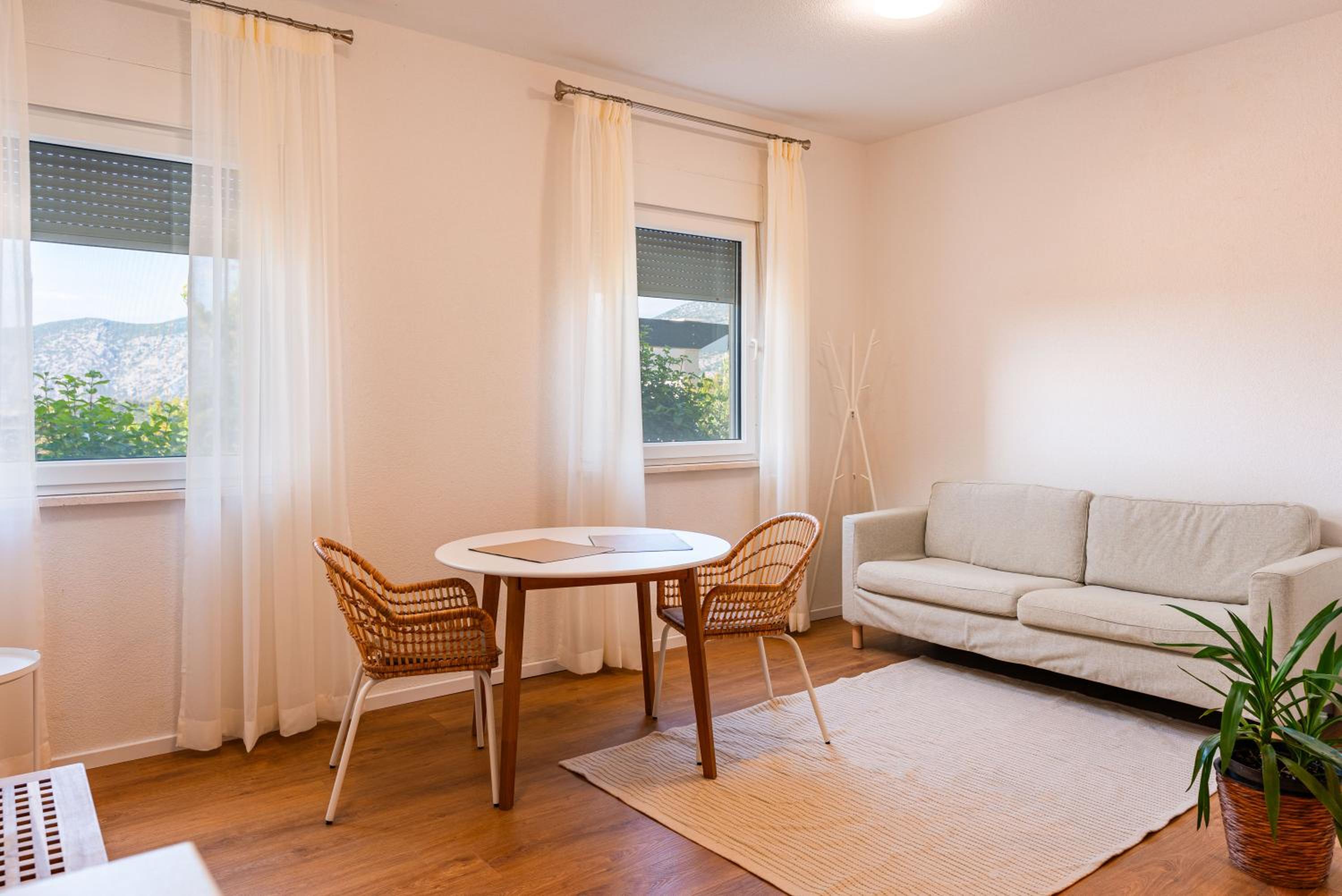 Queen Room - Disability Access photo 2