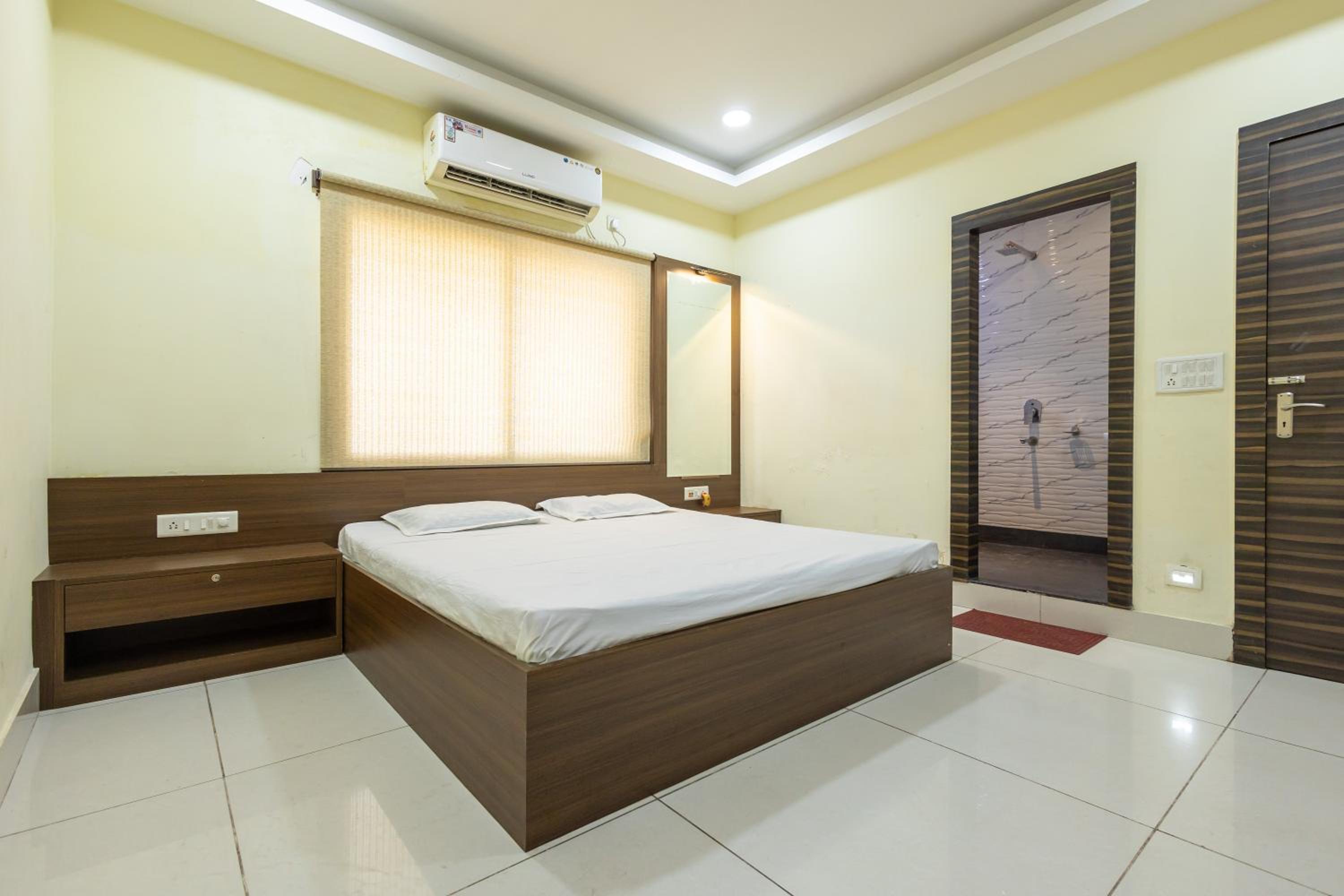 Deluxe Double Room photo 3