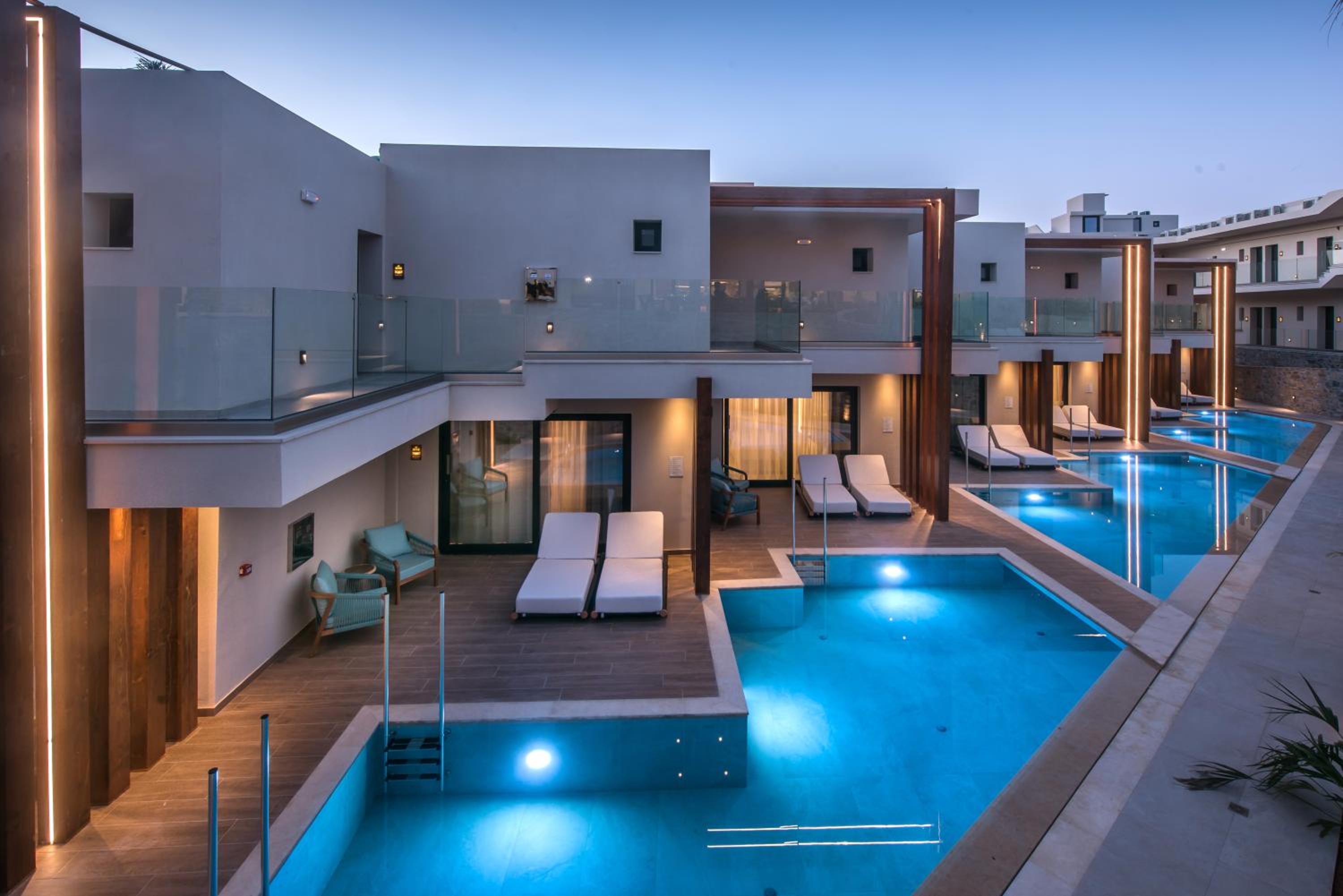Double Room Swim Up