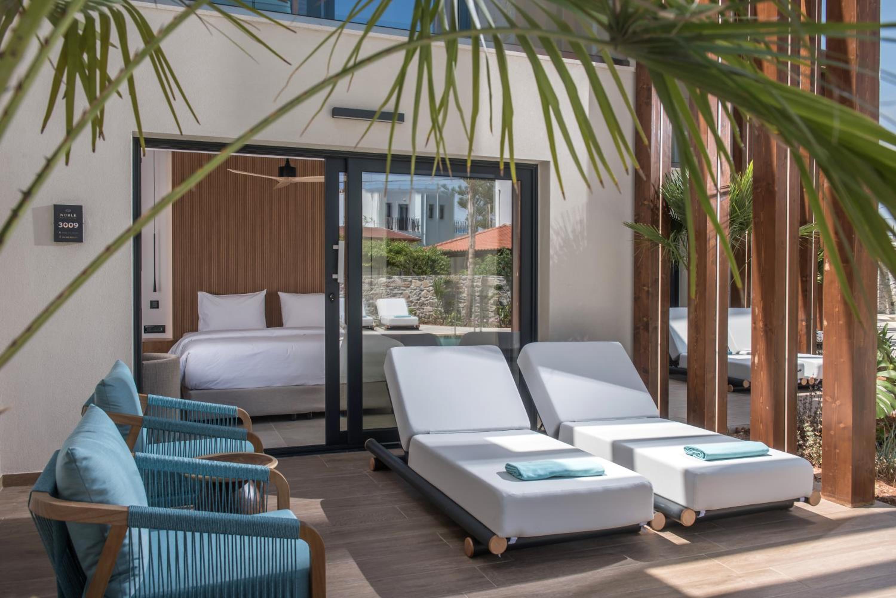 Double Room Swim Up