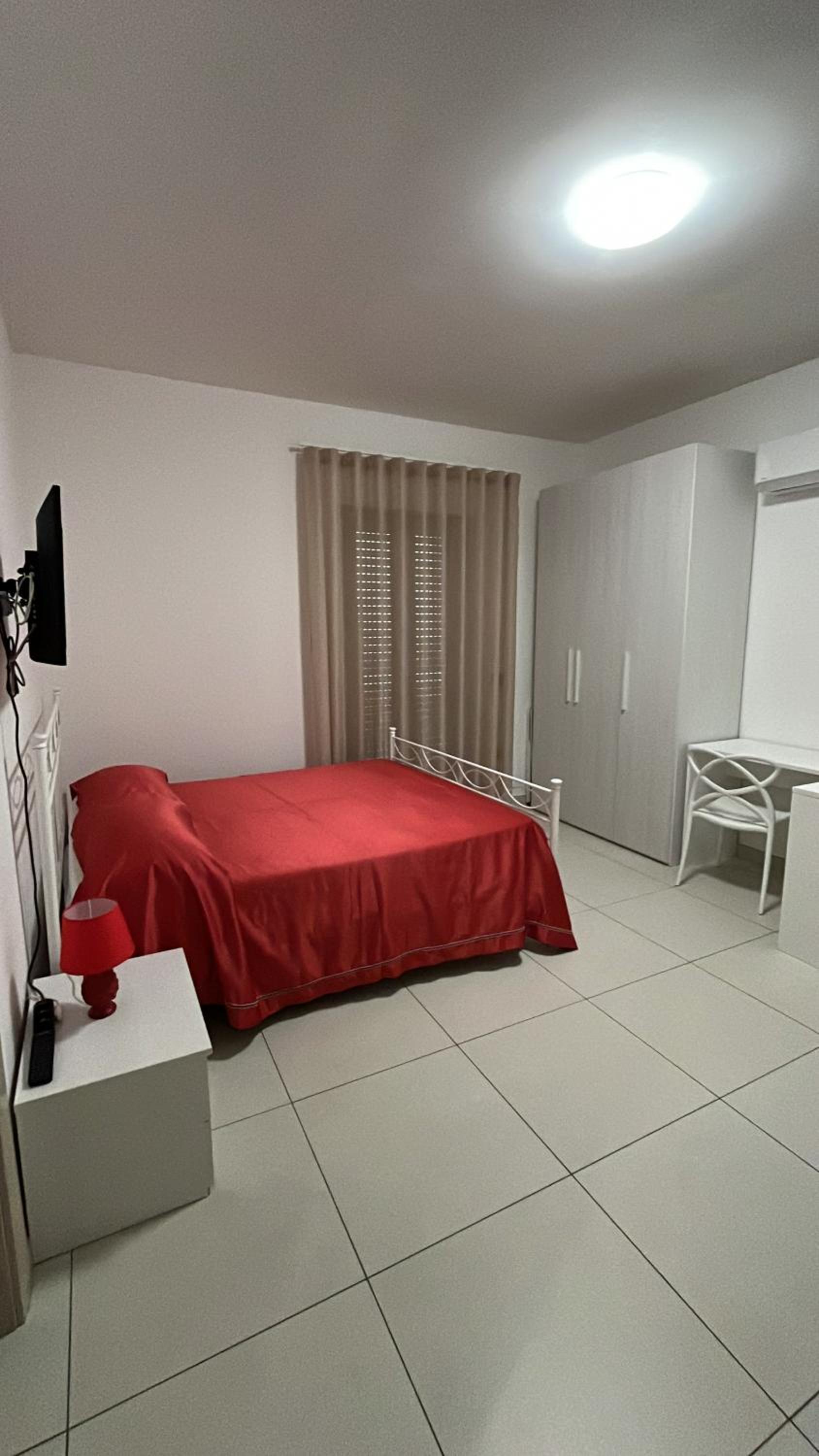 Studio Apartment with One Double Bed photo 1