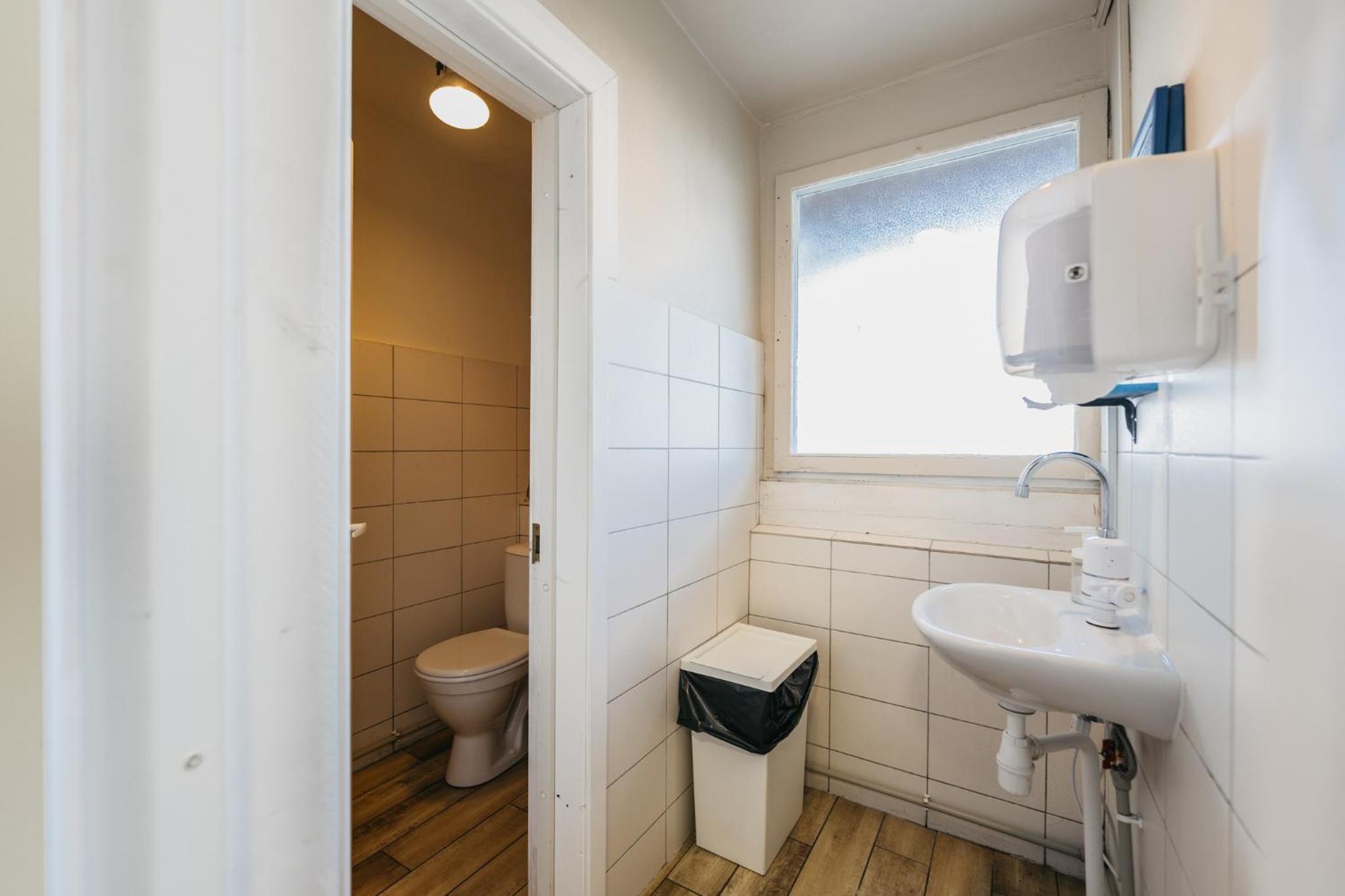 Triple Room with Shared Bathroom photo 3