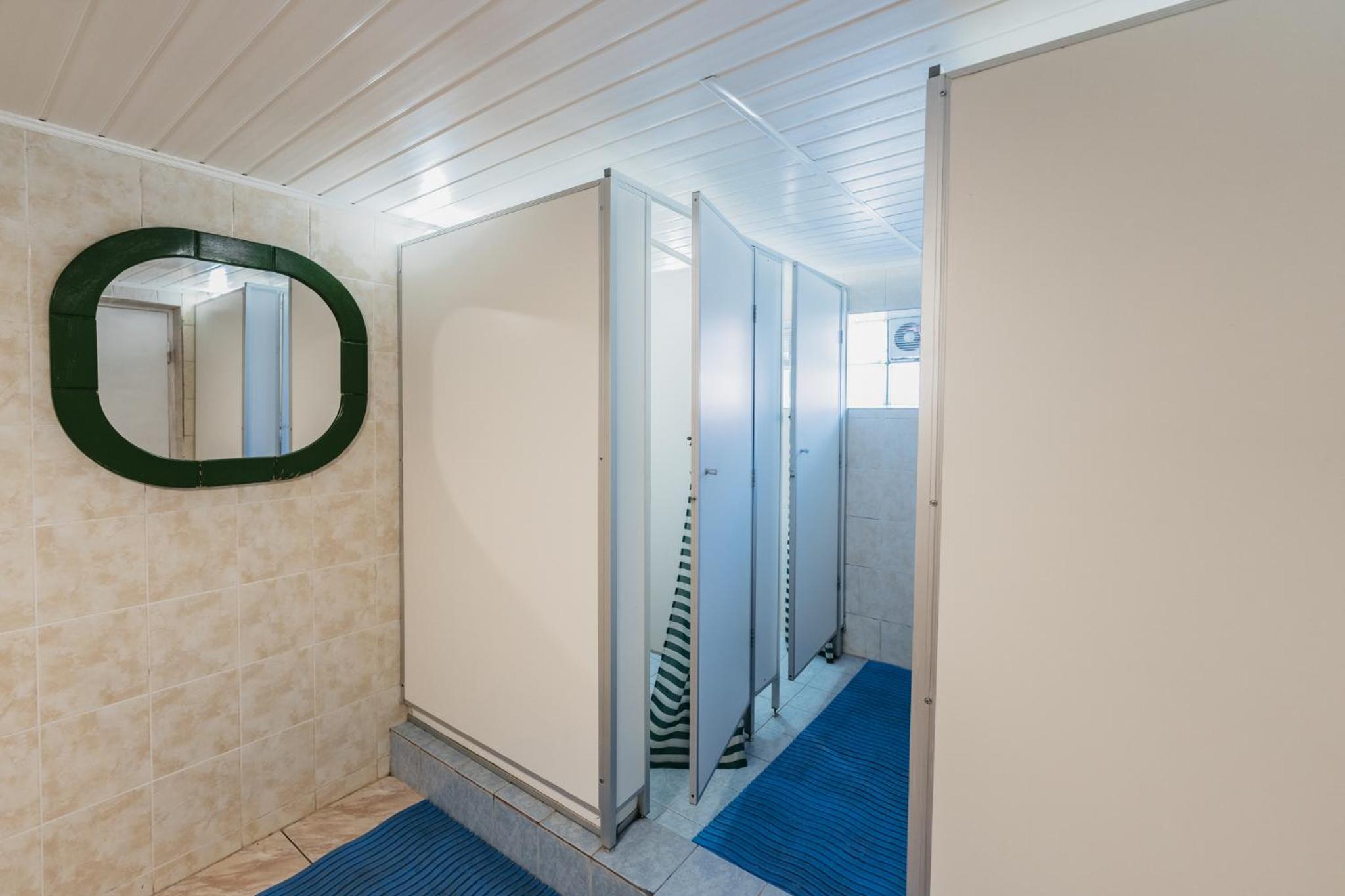 Twin Room with Shared Bathroom photo 3