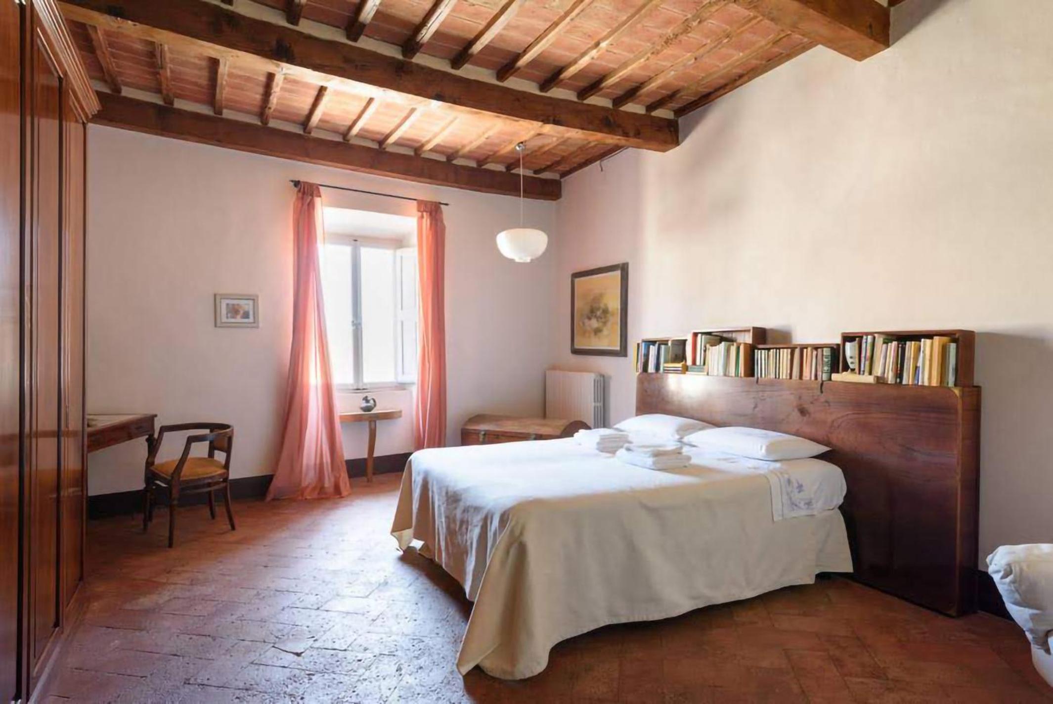 Double Room with Private Bathroom photo 1