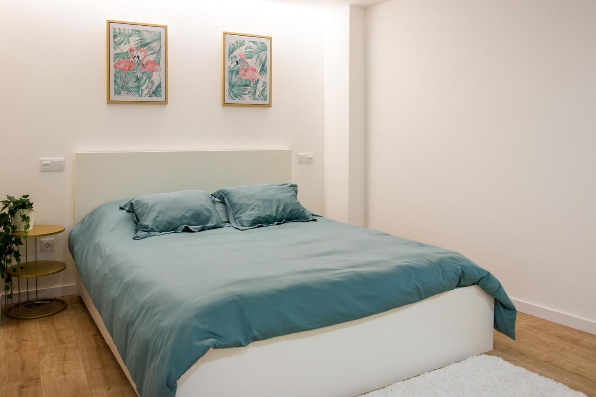 Two-Bedroom Apartment without Swimming Pool - Photo 28