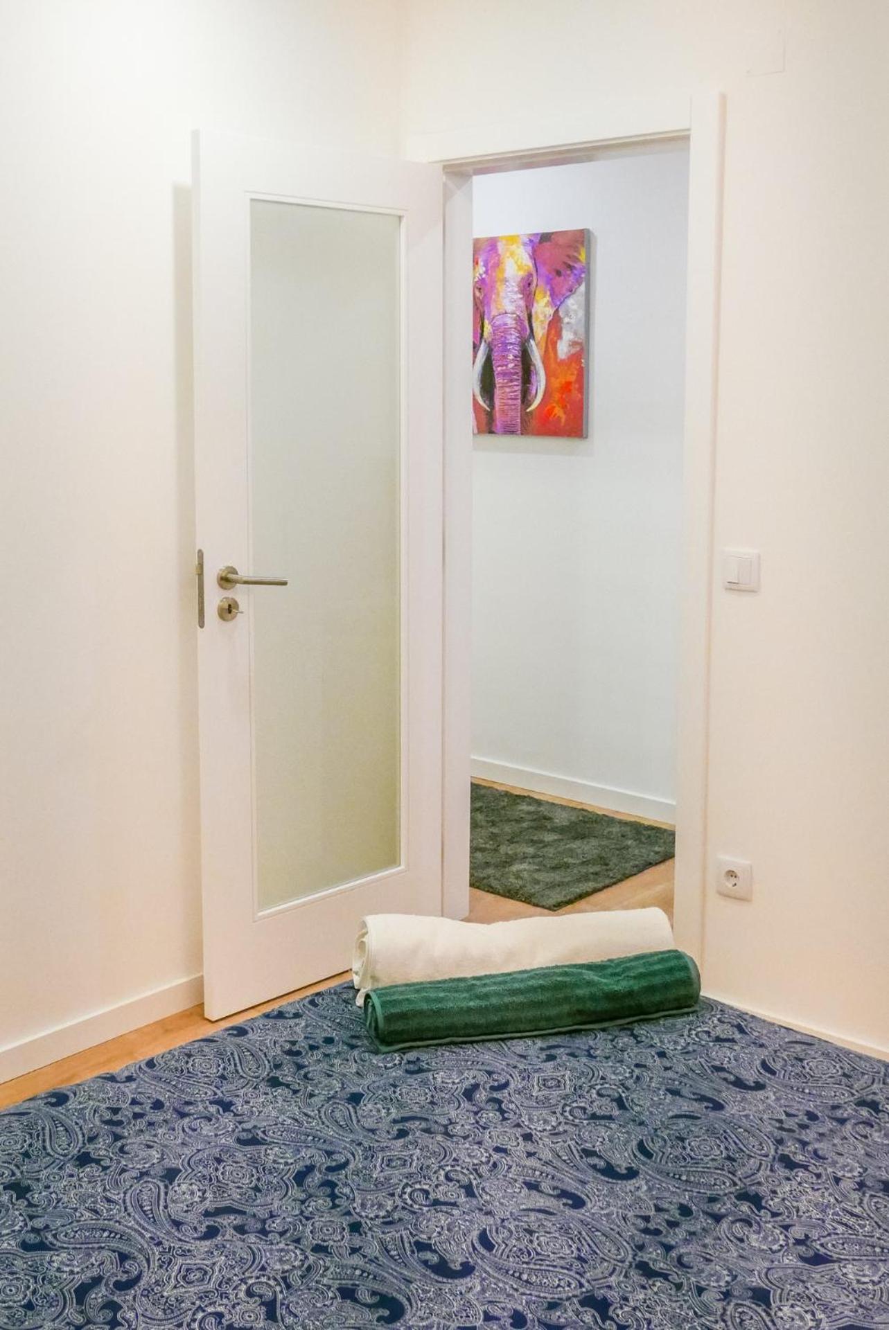 Two-Bedroom Apartment without Swimming Pool - Photo 34