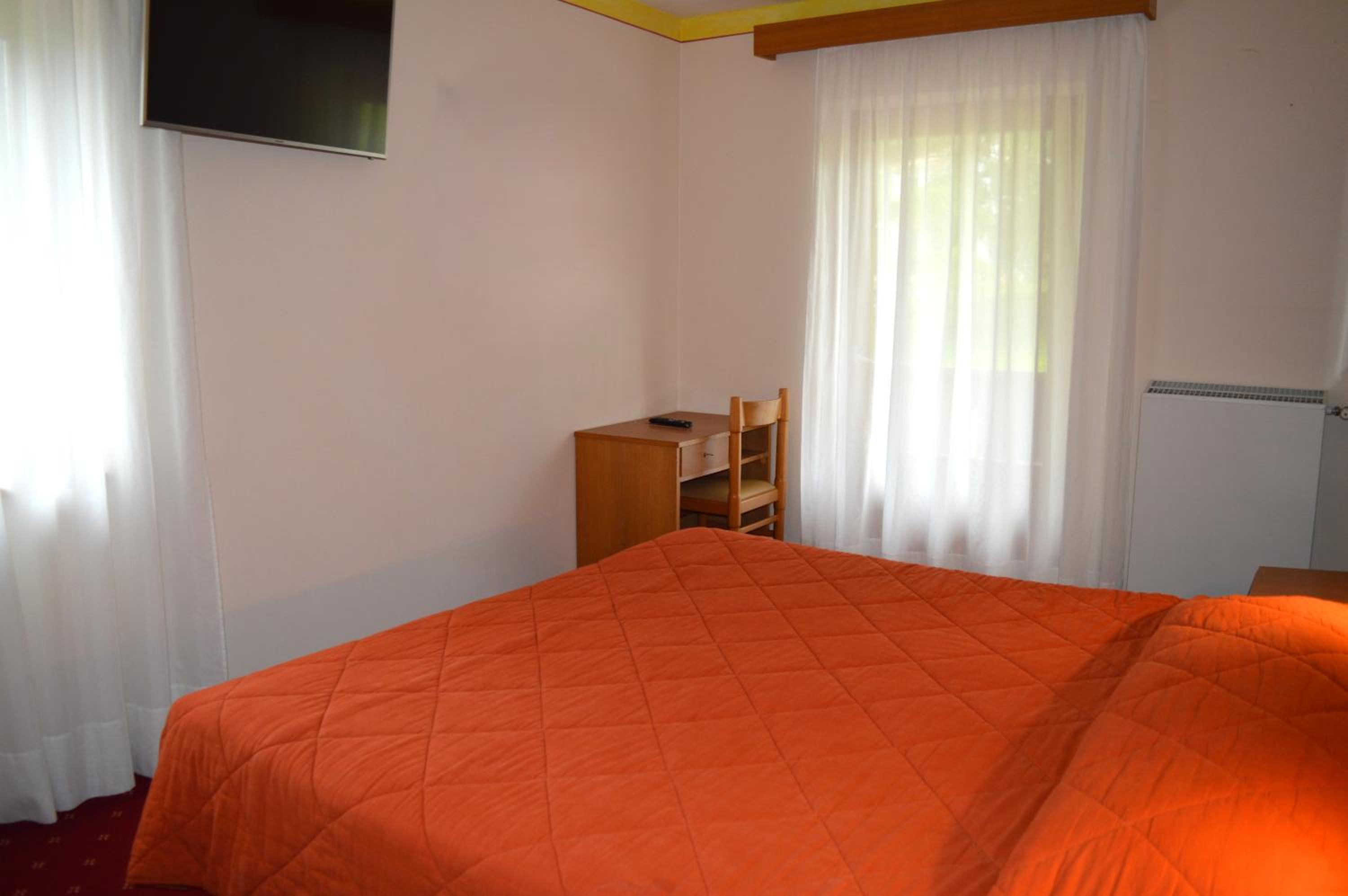 Superior Double Room - Photo 3