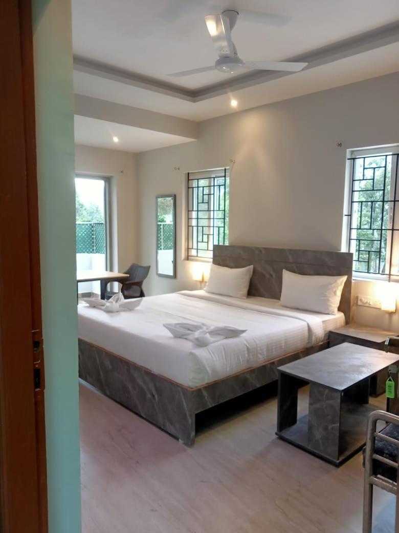 Deluxe Double Room photo 3