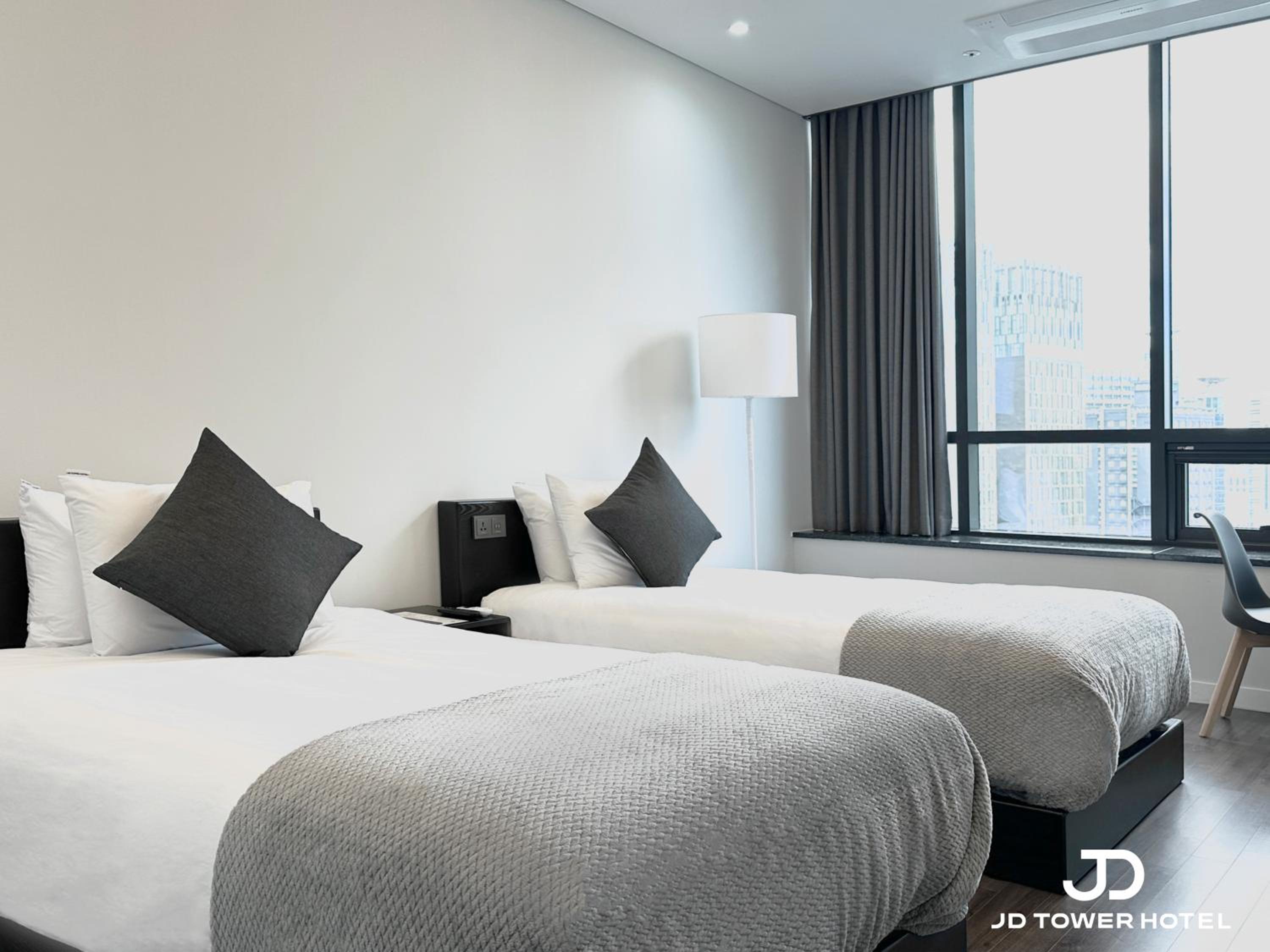 Deluxe Twin Room - Photo 1