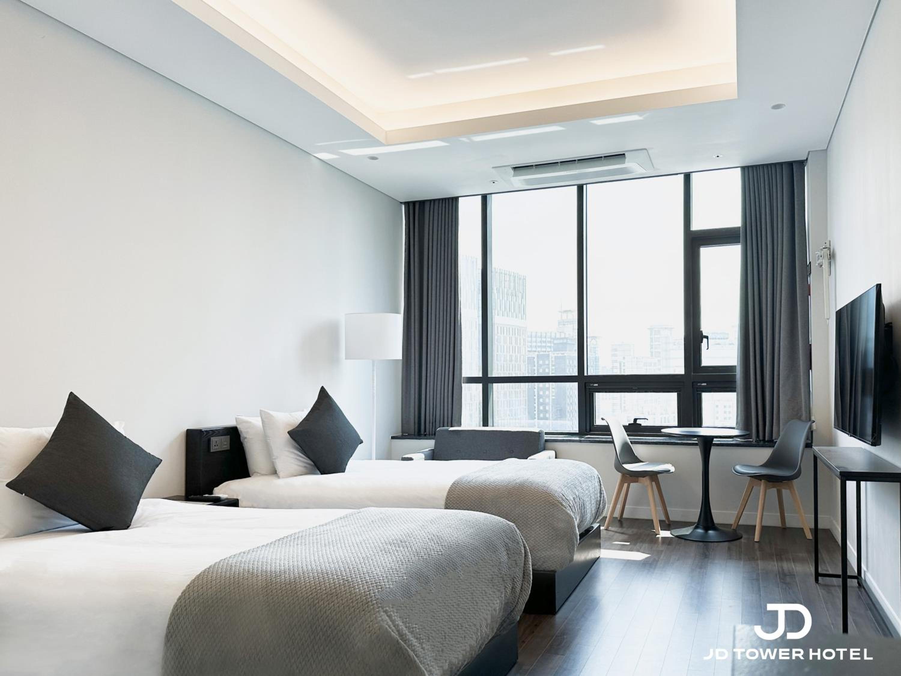 Deluxe Twin Room - Photo 2