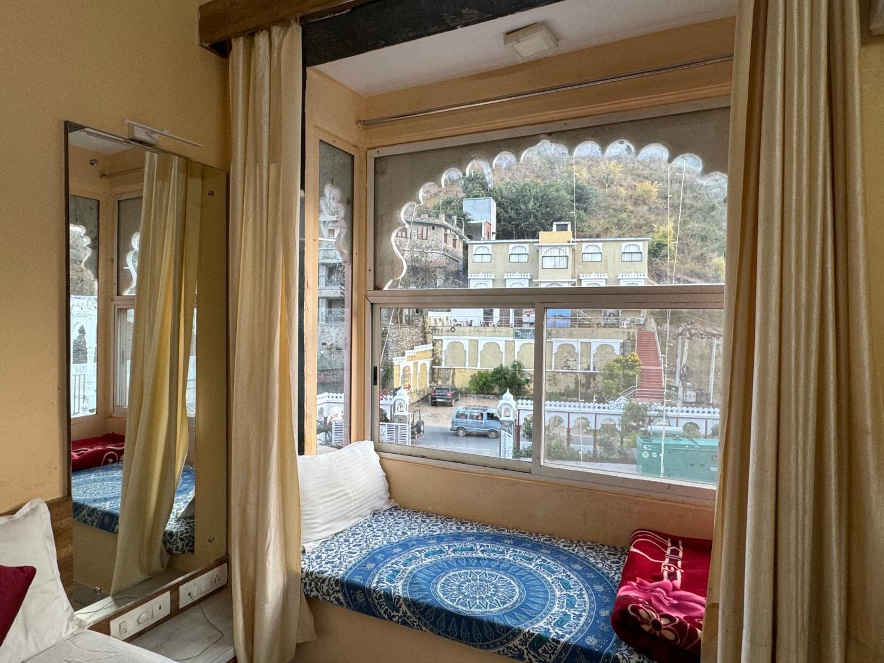 Superior Triple Room photo 2
