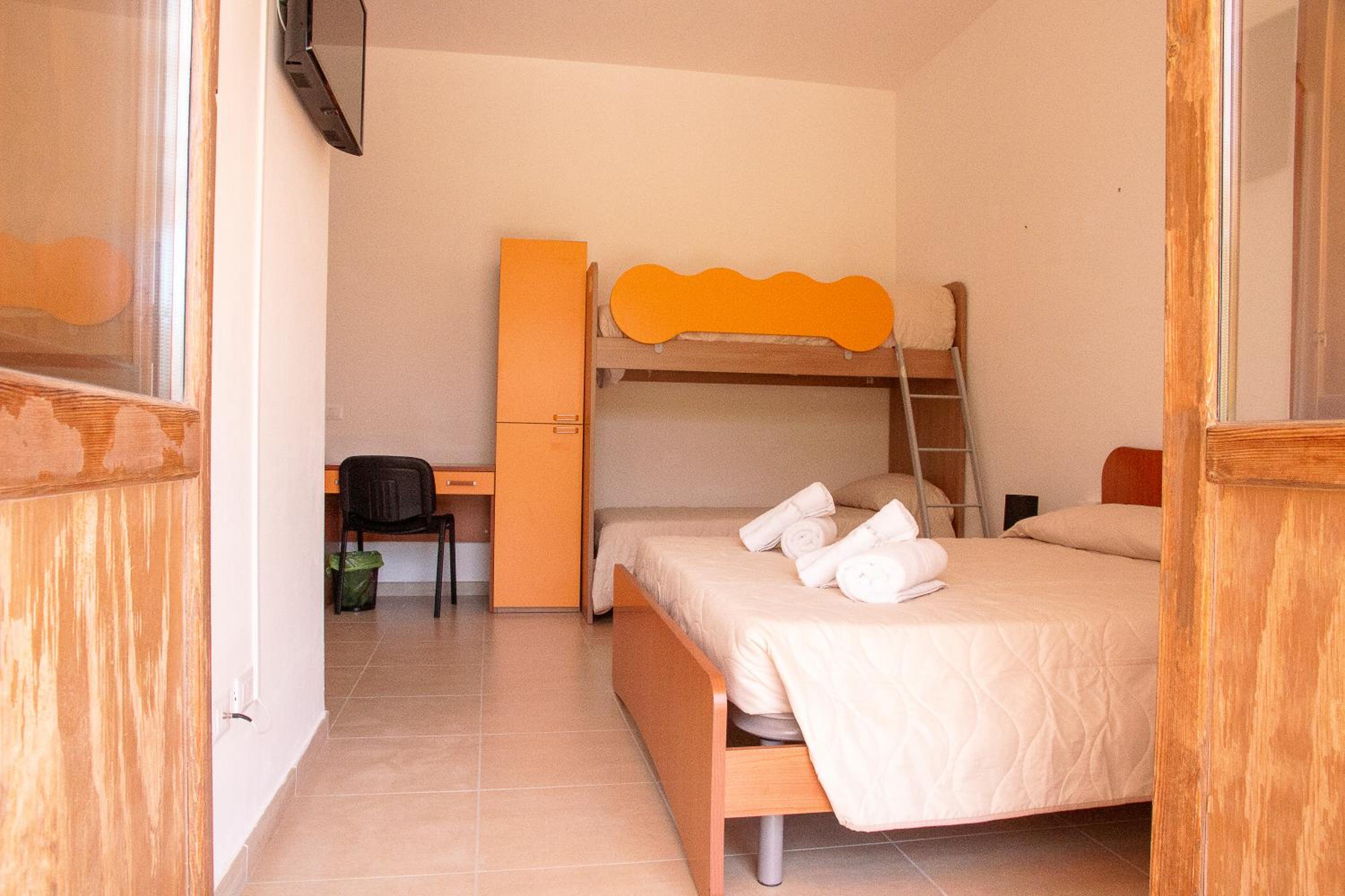 Quadruple Room with Terrace