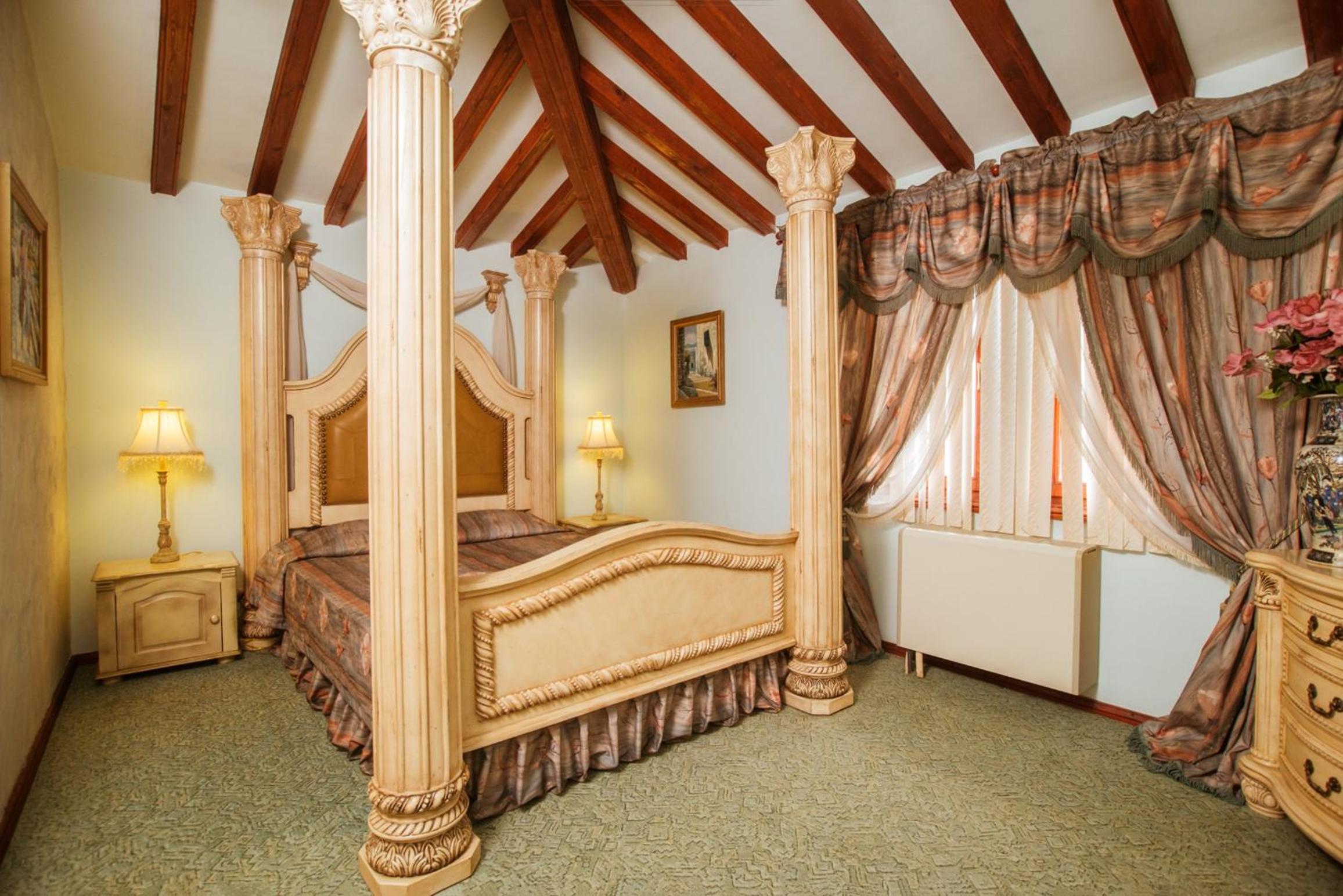 Suite with Free Parking photo 2