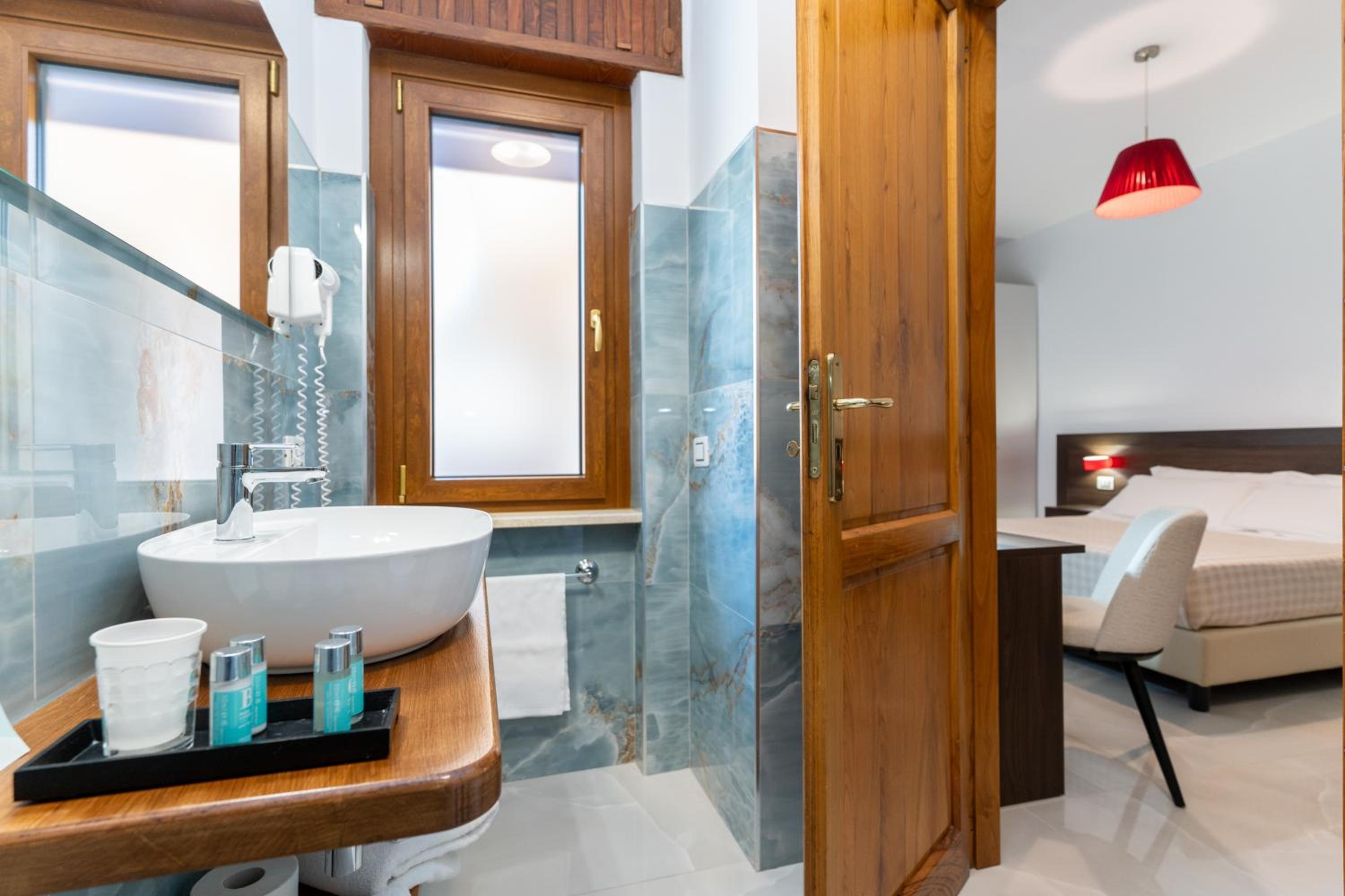 Superior Triple Room - Photo 6