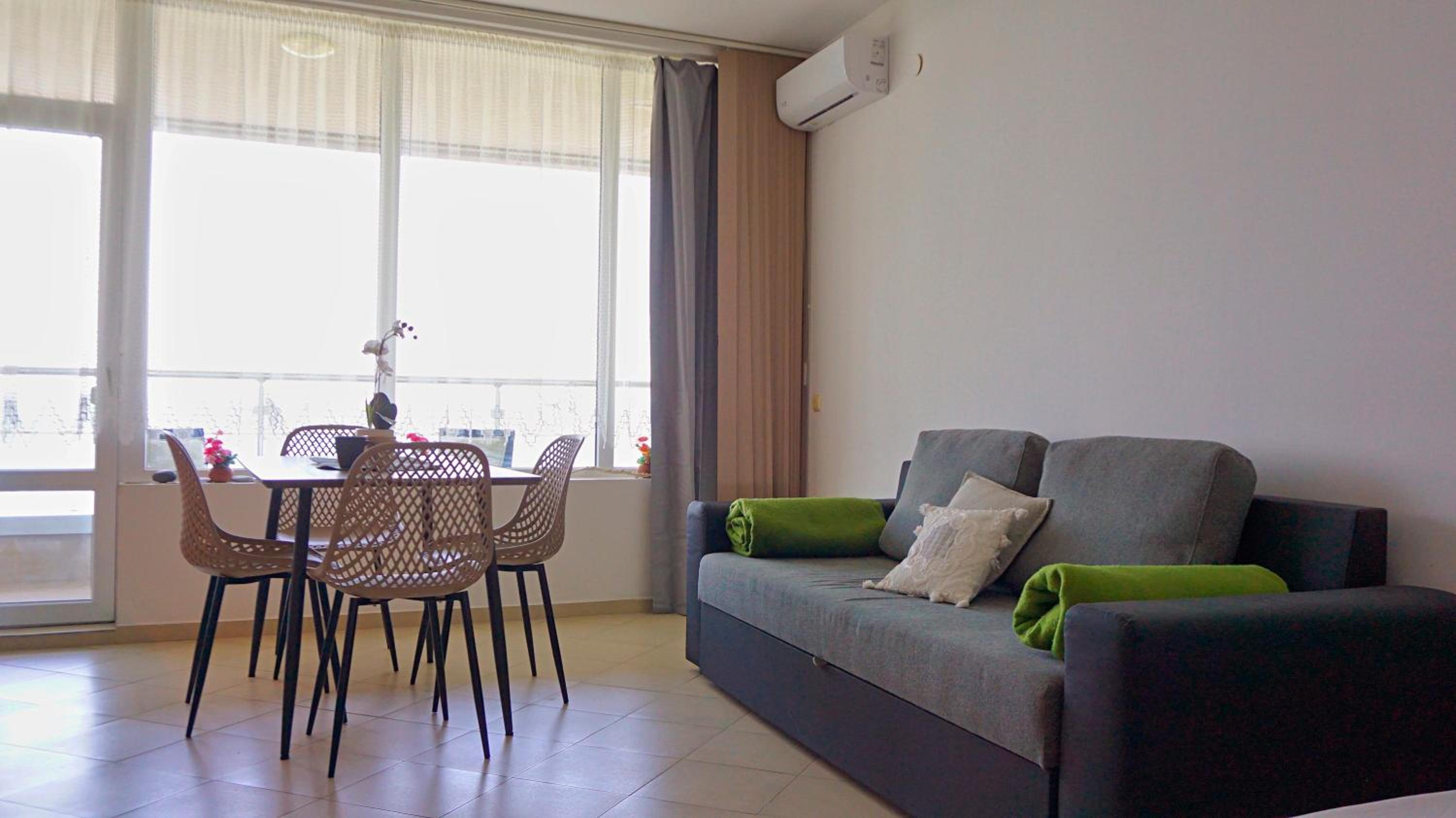 Studio with Sea View