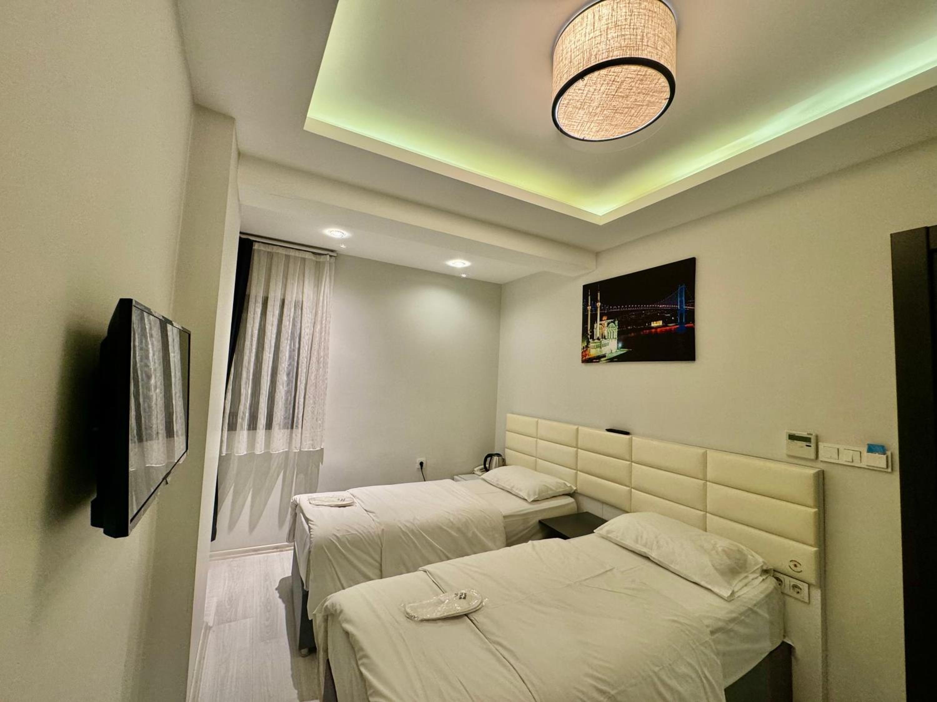 Standard Twin Room - No View photo 3