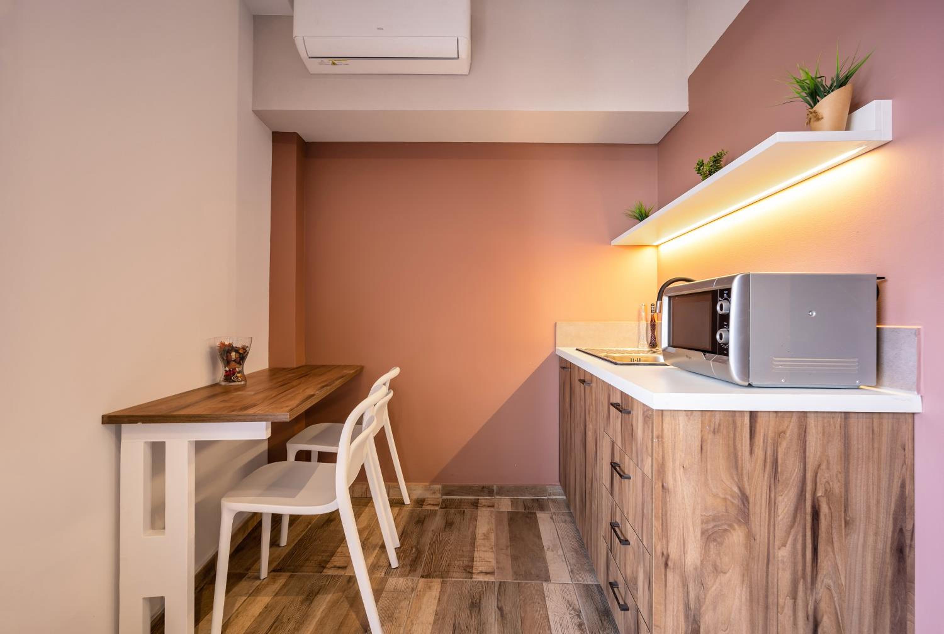 Two-Bedroom Deluxe Apartment with Balcony photo 2