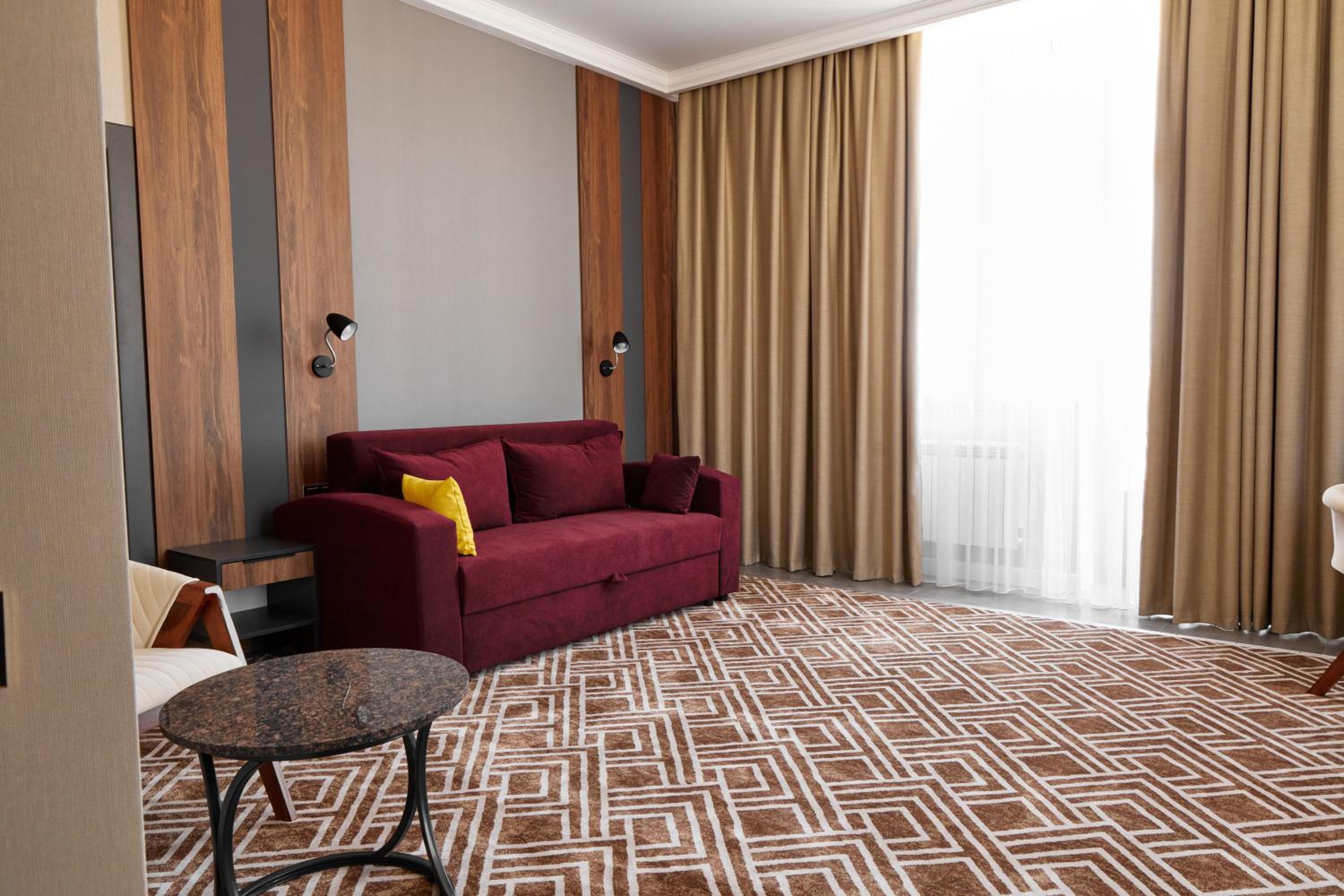 Suite photo 1