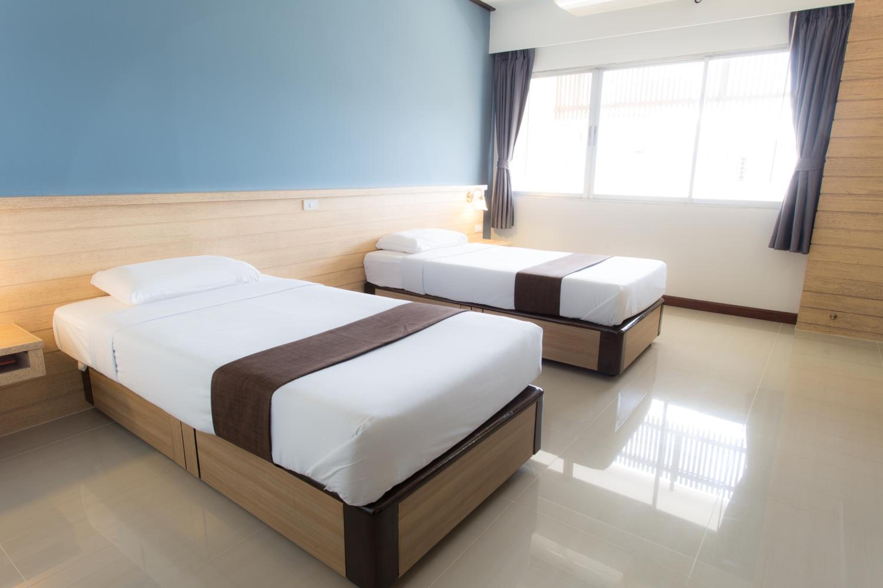 Superior Twin Room photo 2