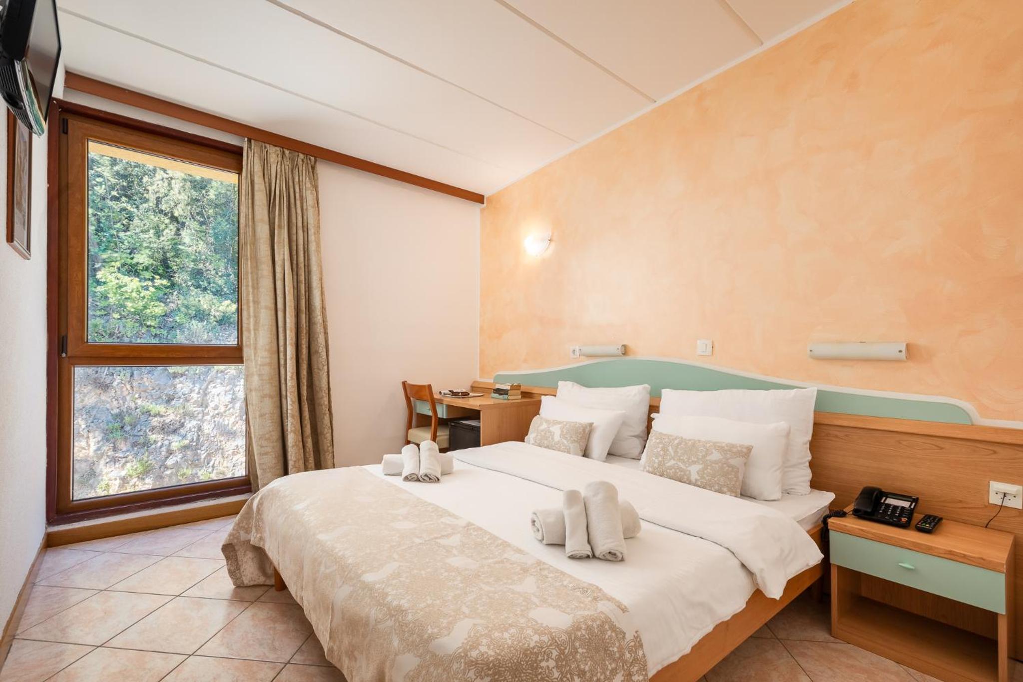 Economy Single Room